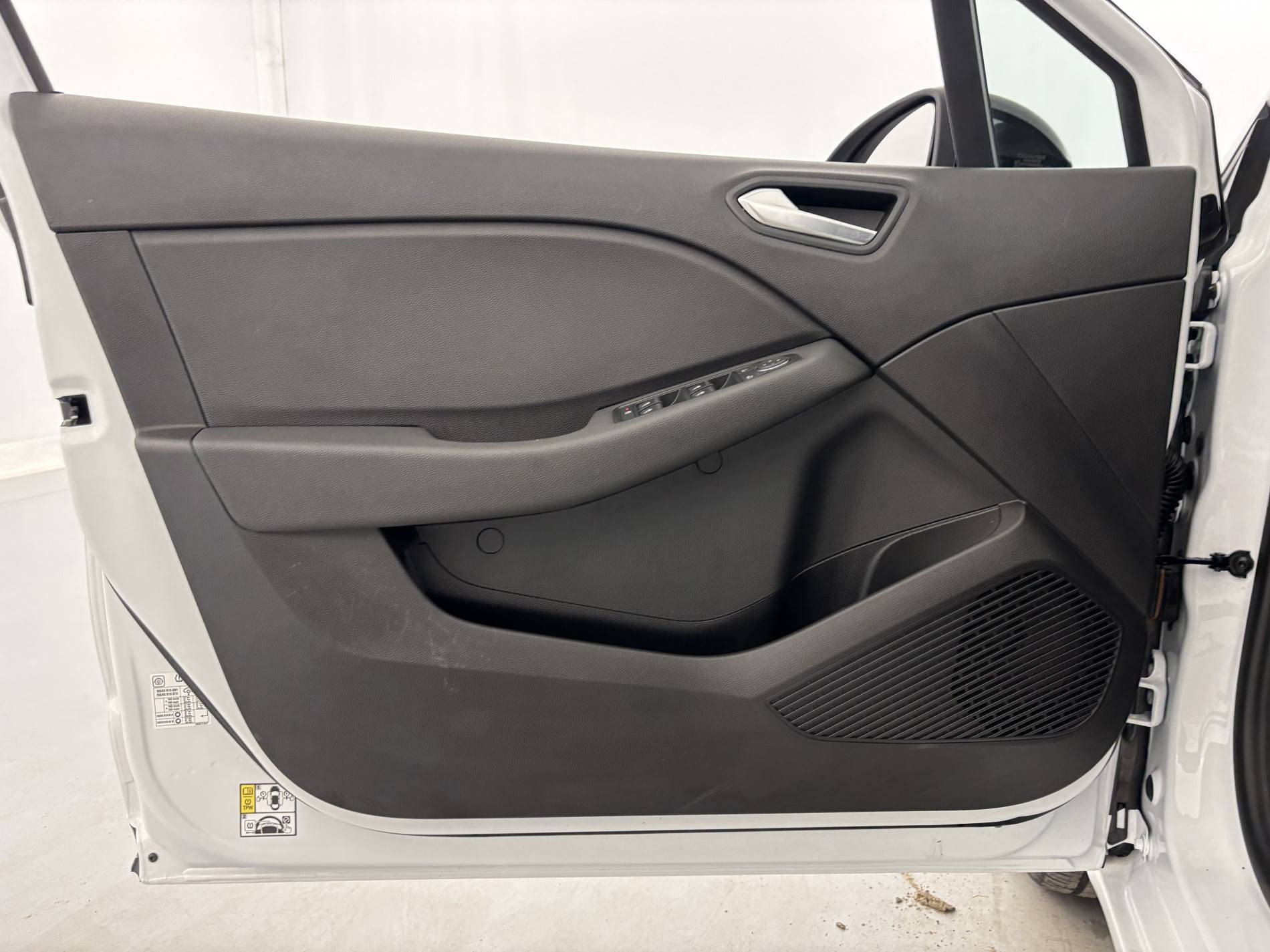 Vente en ligne Renault Clio 5 Clio TCe 90 au prix de 14 350 €