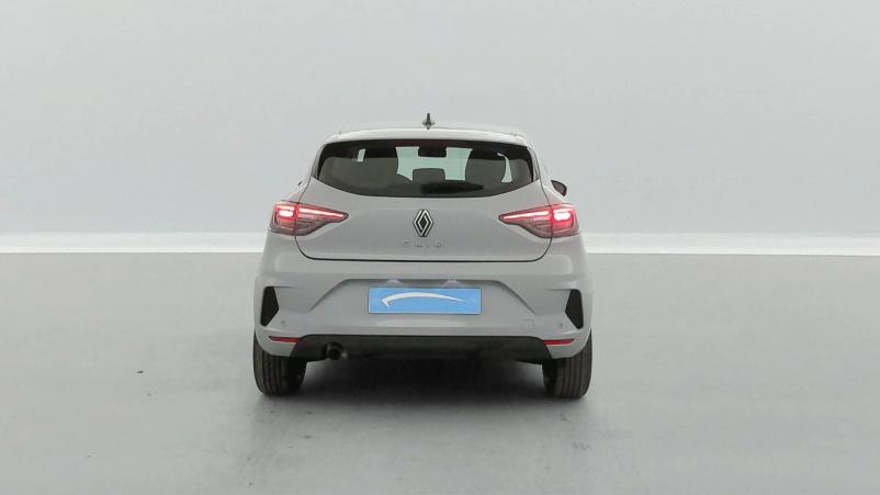 Vente en ligne Renault Clio 5 Clio TCe 90 GSR2 au prix de 17 490 €