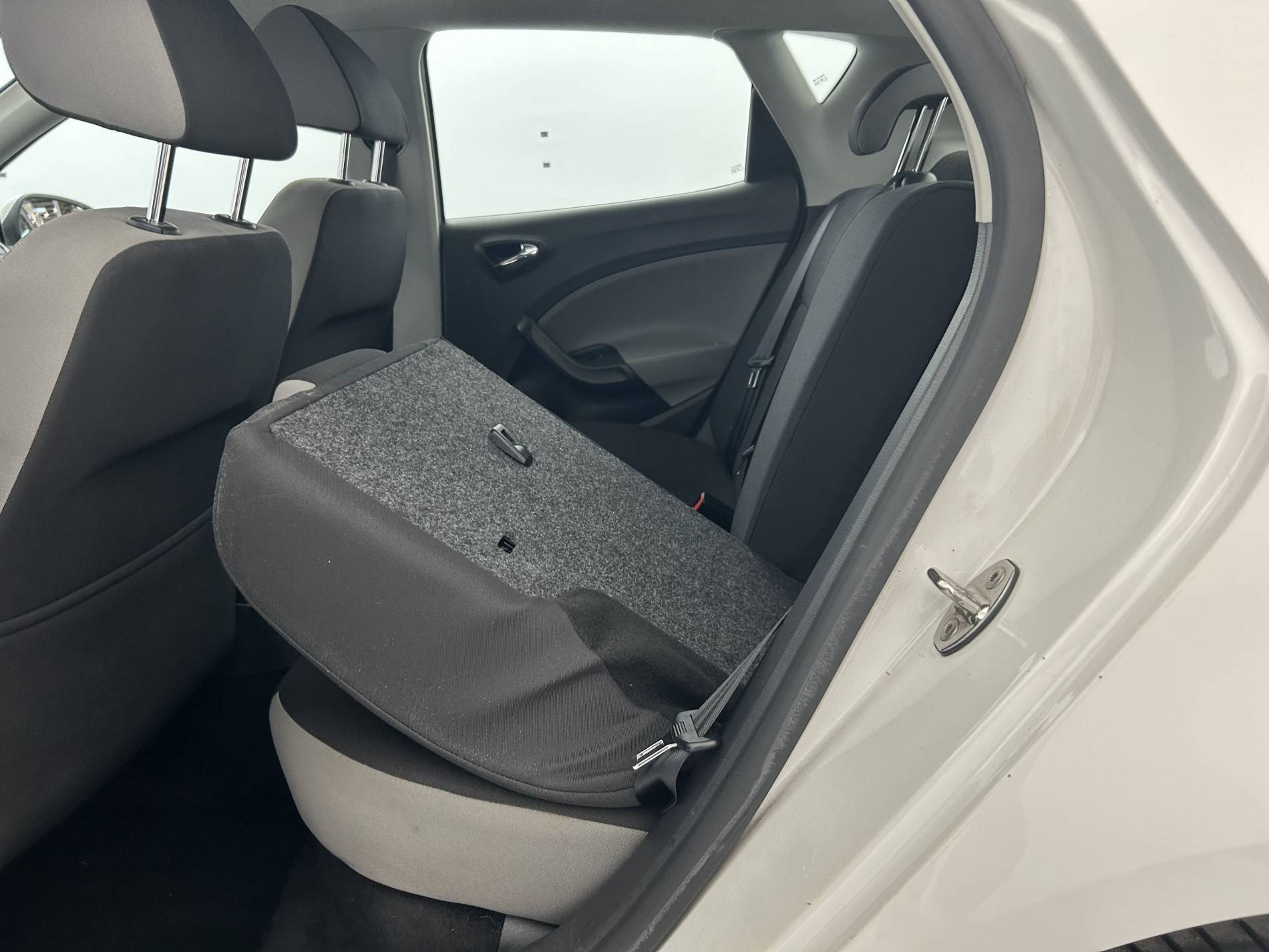 Vente en ligne Seat Ibiza  1.0 75 ch au prix de 10 800 €