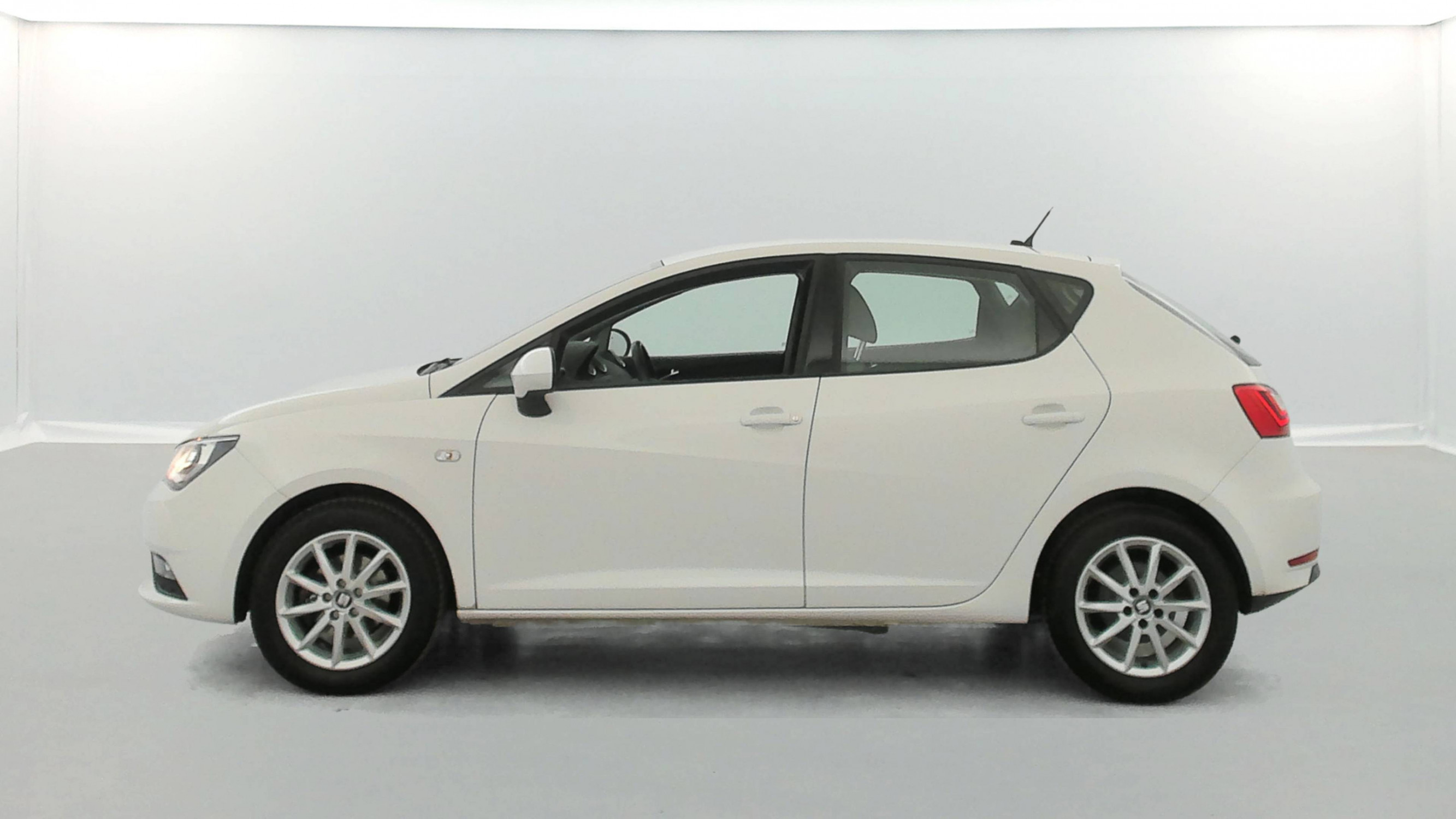 Vente en ligne Seat Ibiza  1.0 75 ch au prix de 10 800 €