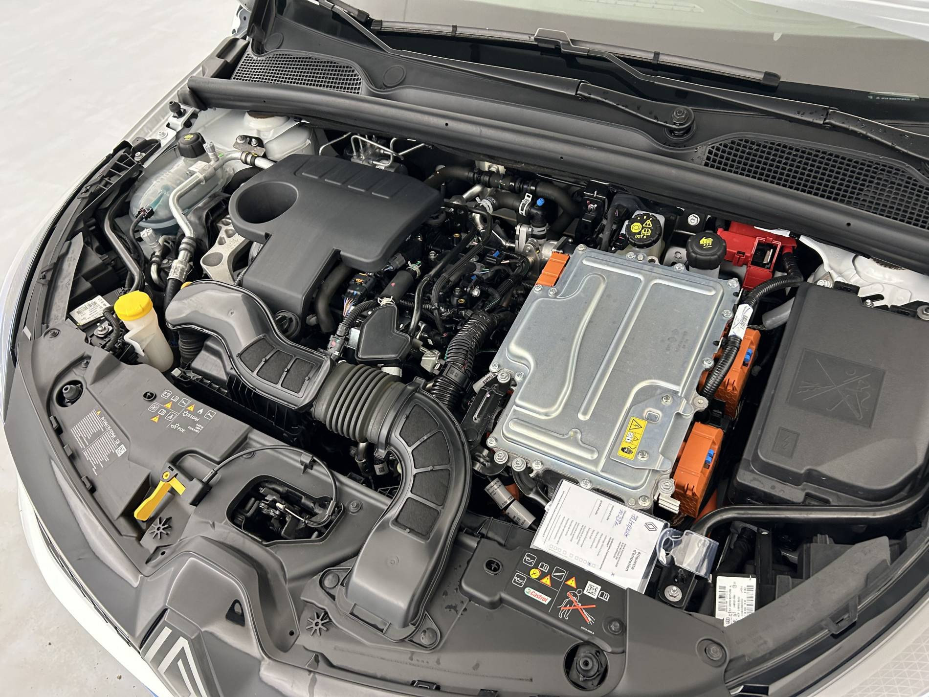 Vente en ligne Renault Clio 5 Clio E-Tech full hybrid 145 ch GSR2 au prix de 22 500 €