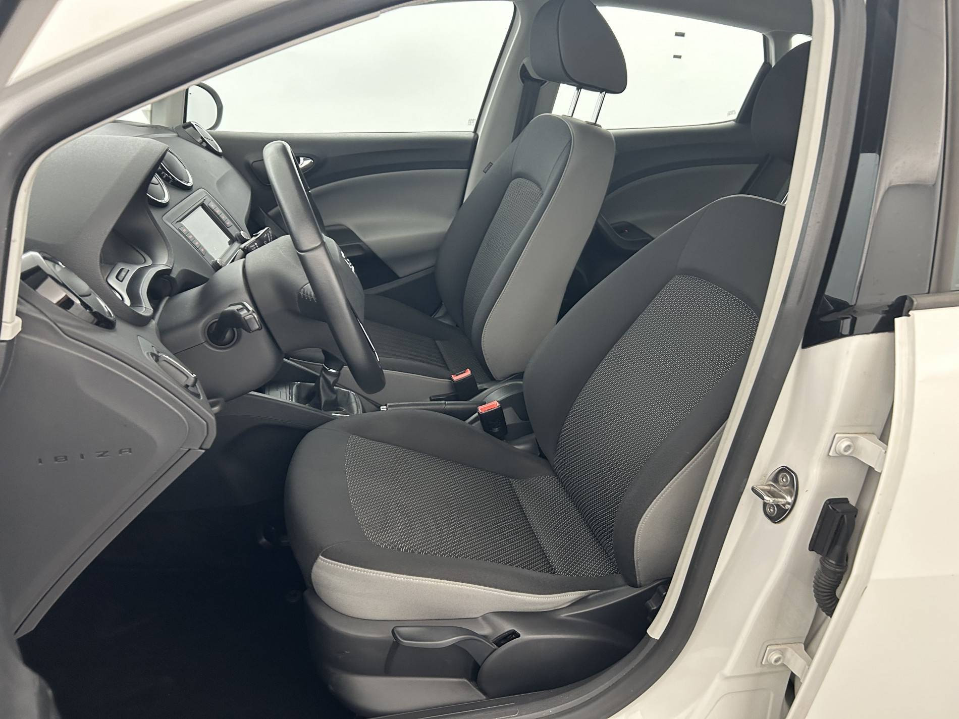 Vente en ligne Seat Ibiza  1.0 75 ch au prix de 10 800 €