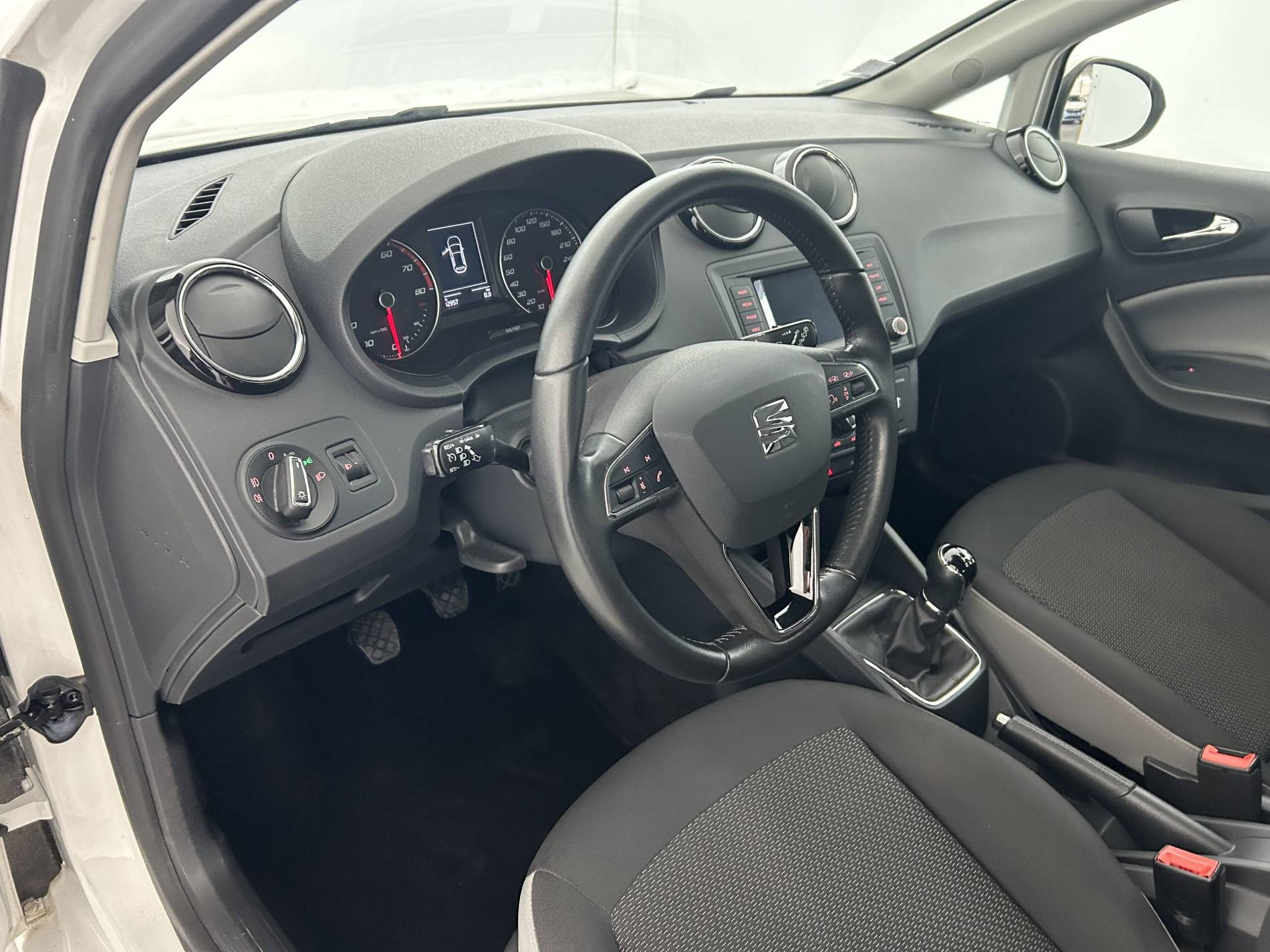 Vente en ligne Seat Ibiza  1.0 75 ch au prix de 10 800 €