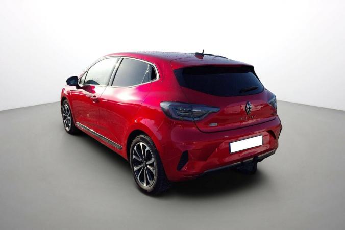 Vente en ligne Renault Clio 5 Clio E-Tech full hybrid 145 au prix de 20 800 €