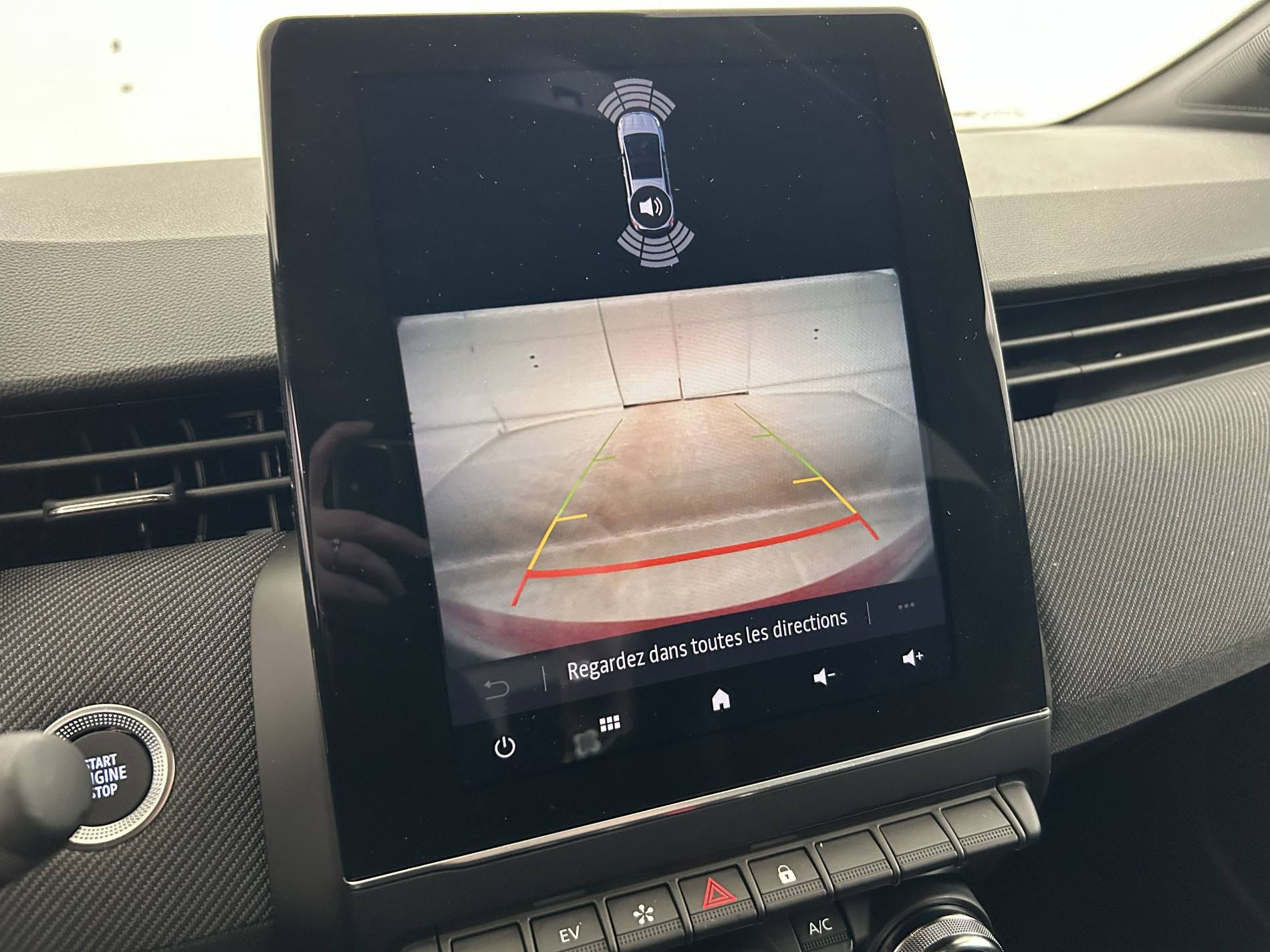 Vente en ligne Renault Clio 5 Clio E-Tech full hybrid 145 au prix de 21 500 €