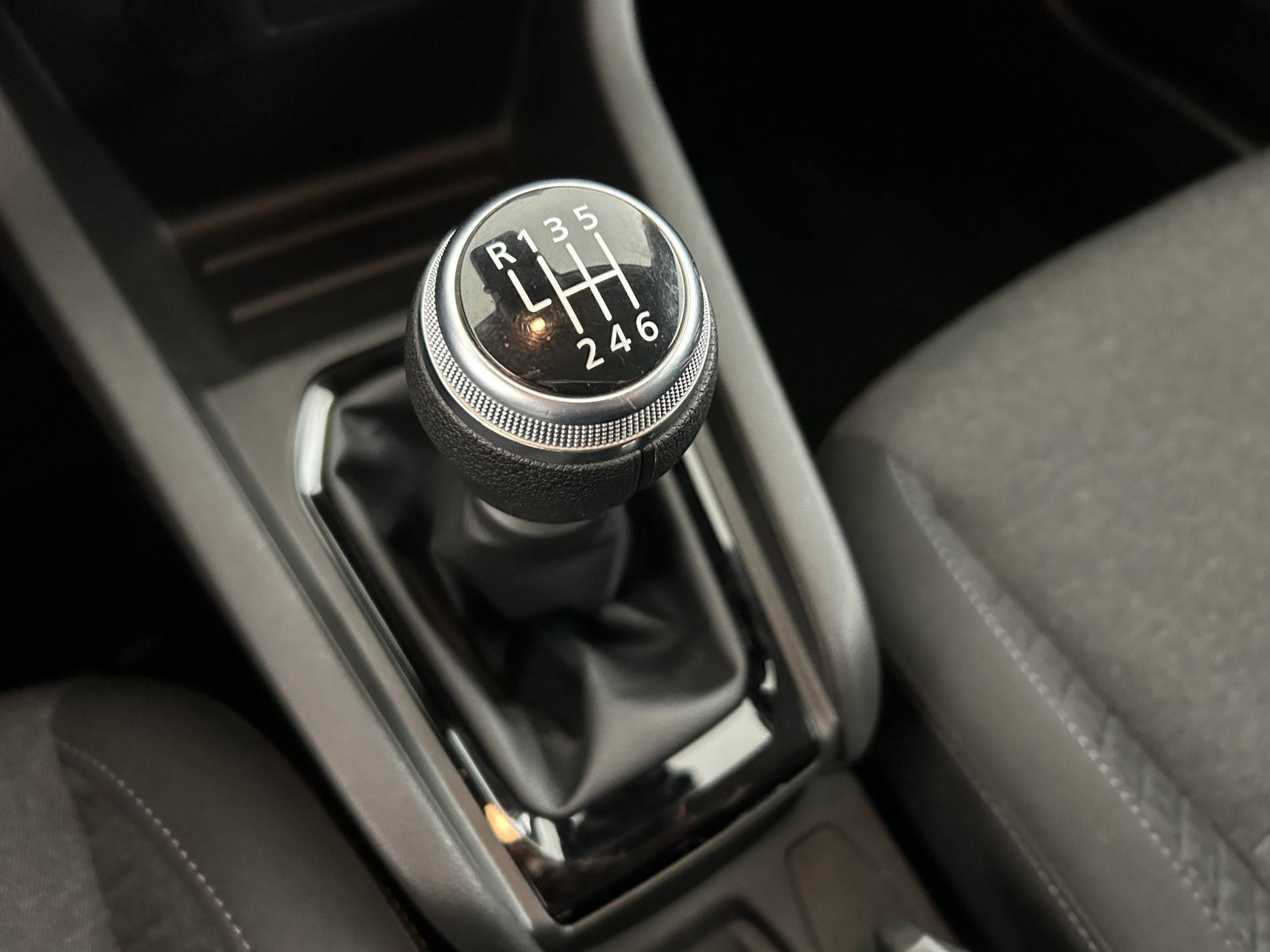 Vente en ligne Renault Clio 5 Clio TCe 100 GPL - 21N au prix de 13 800 €