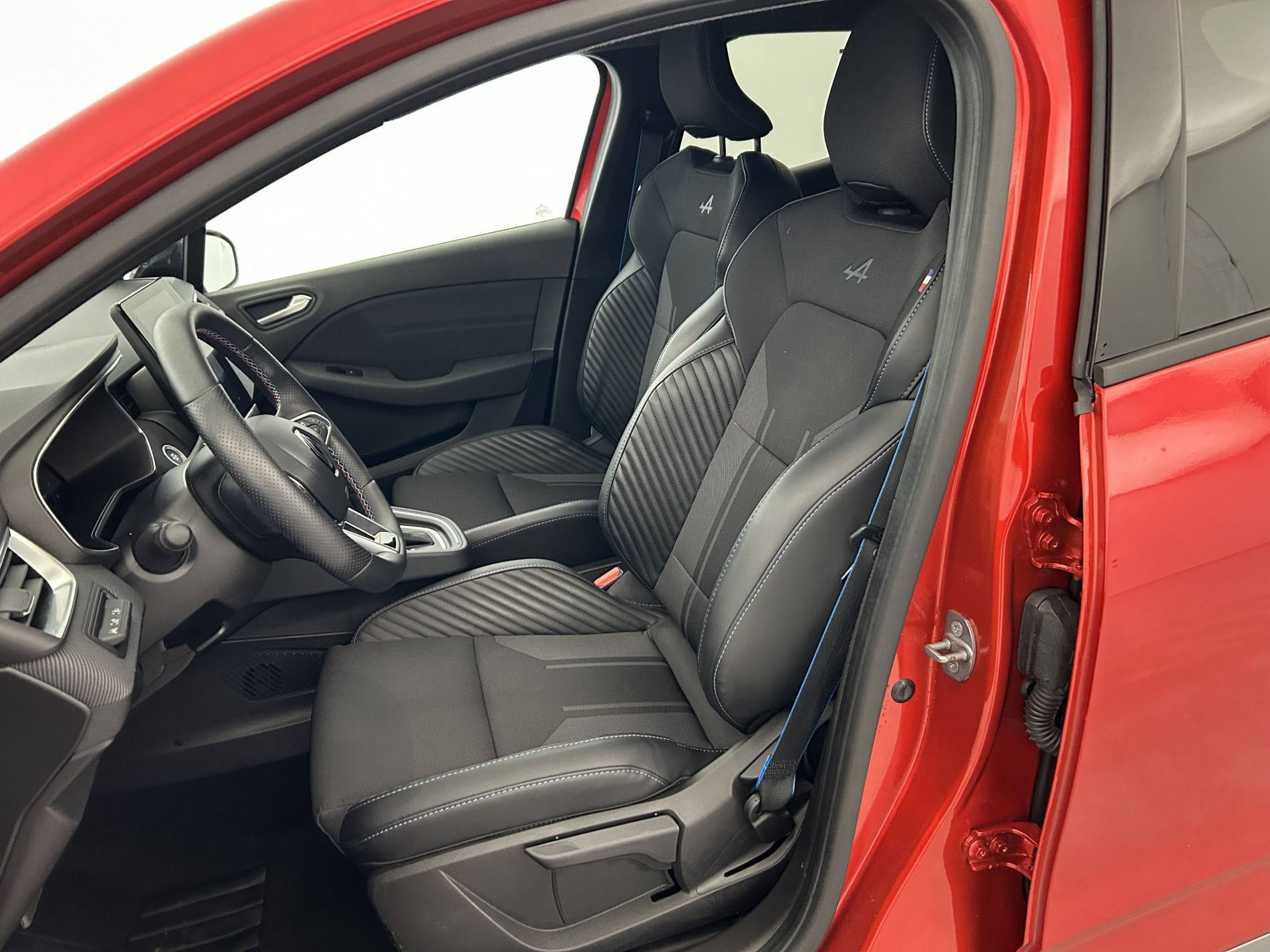 Vente en ligne Renault Clio 5 Clio E-Tech full hybrid 145 au prix de 21 500 €