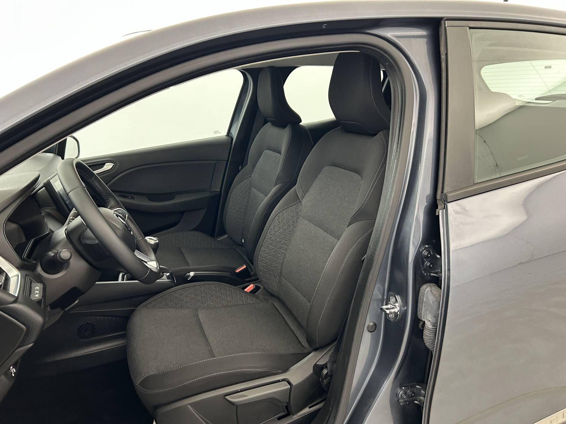 Vente en ligne Renault Clio 5 Clio TCe 100 GPL - 21N au prix de 13 800 €