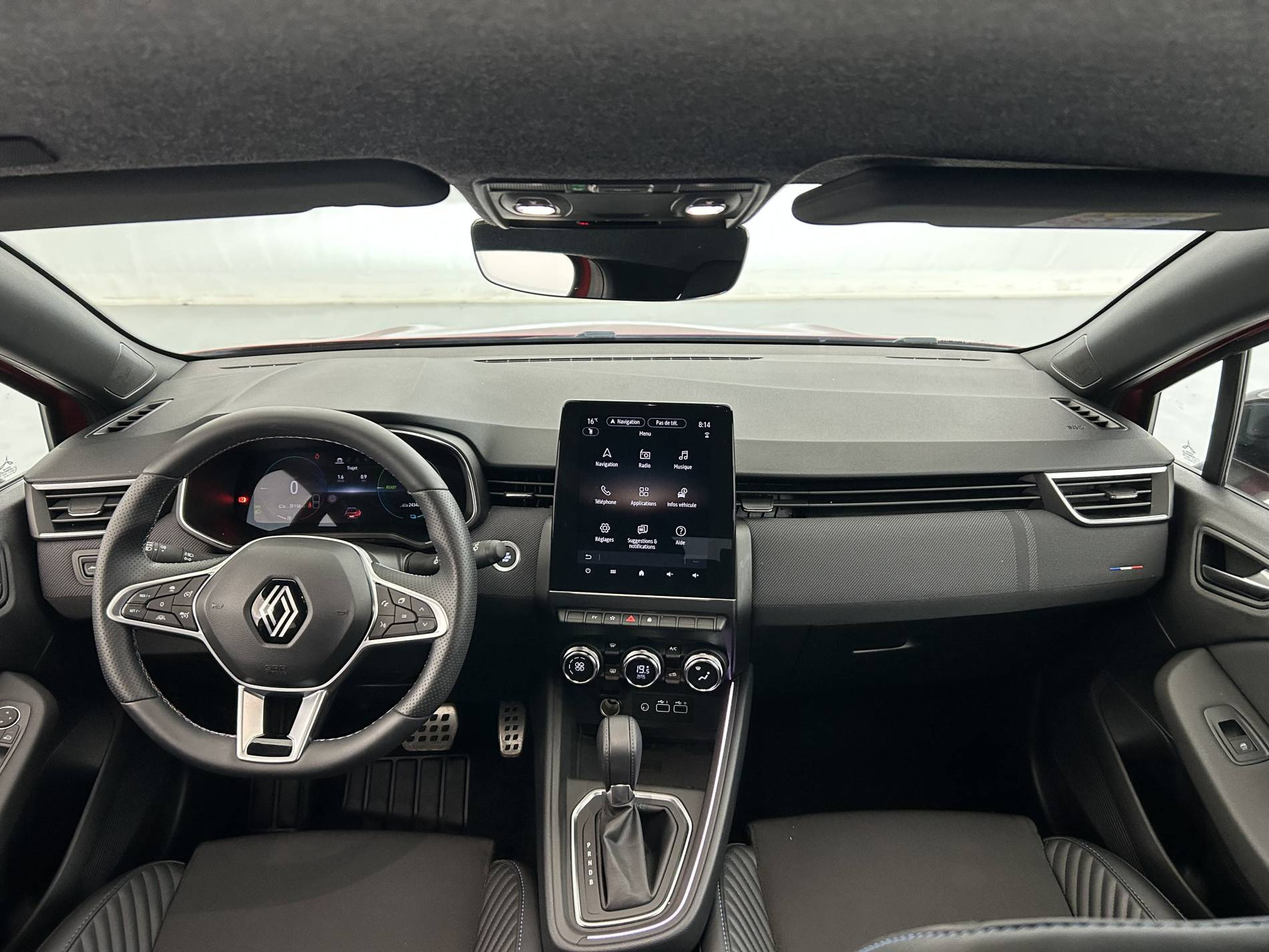 Vente en ligne Renault Clio 5 Clio E-Tech full hybrid 145 au prix de 21 500 €