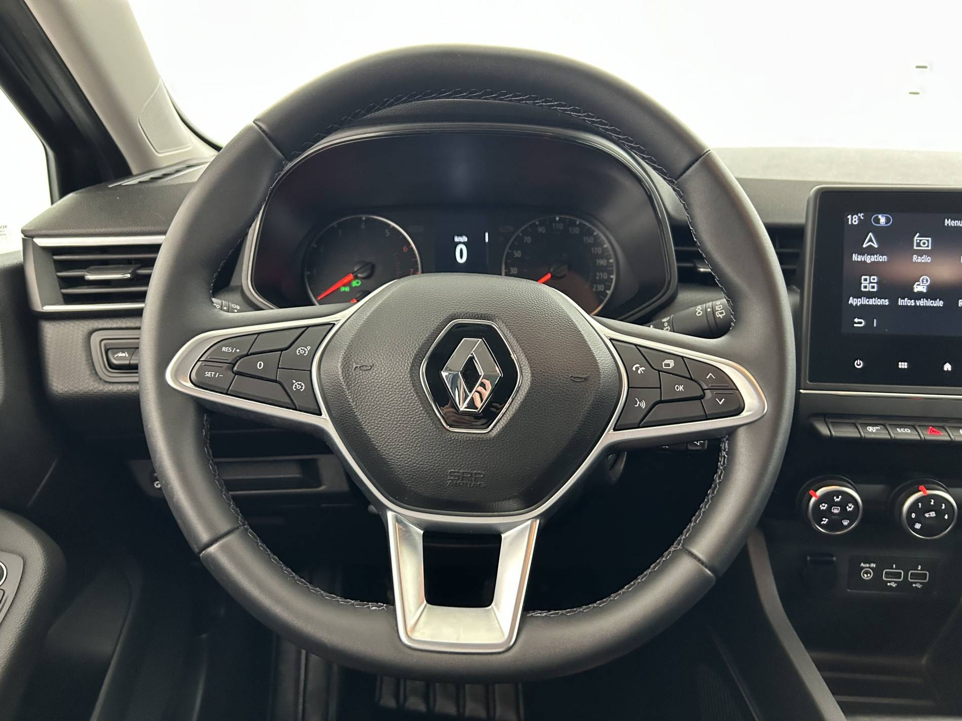 Vente en ligne Renault Clio 5 Clio TCe 100 GPL - 21N au prix de 13 800 €