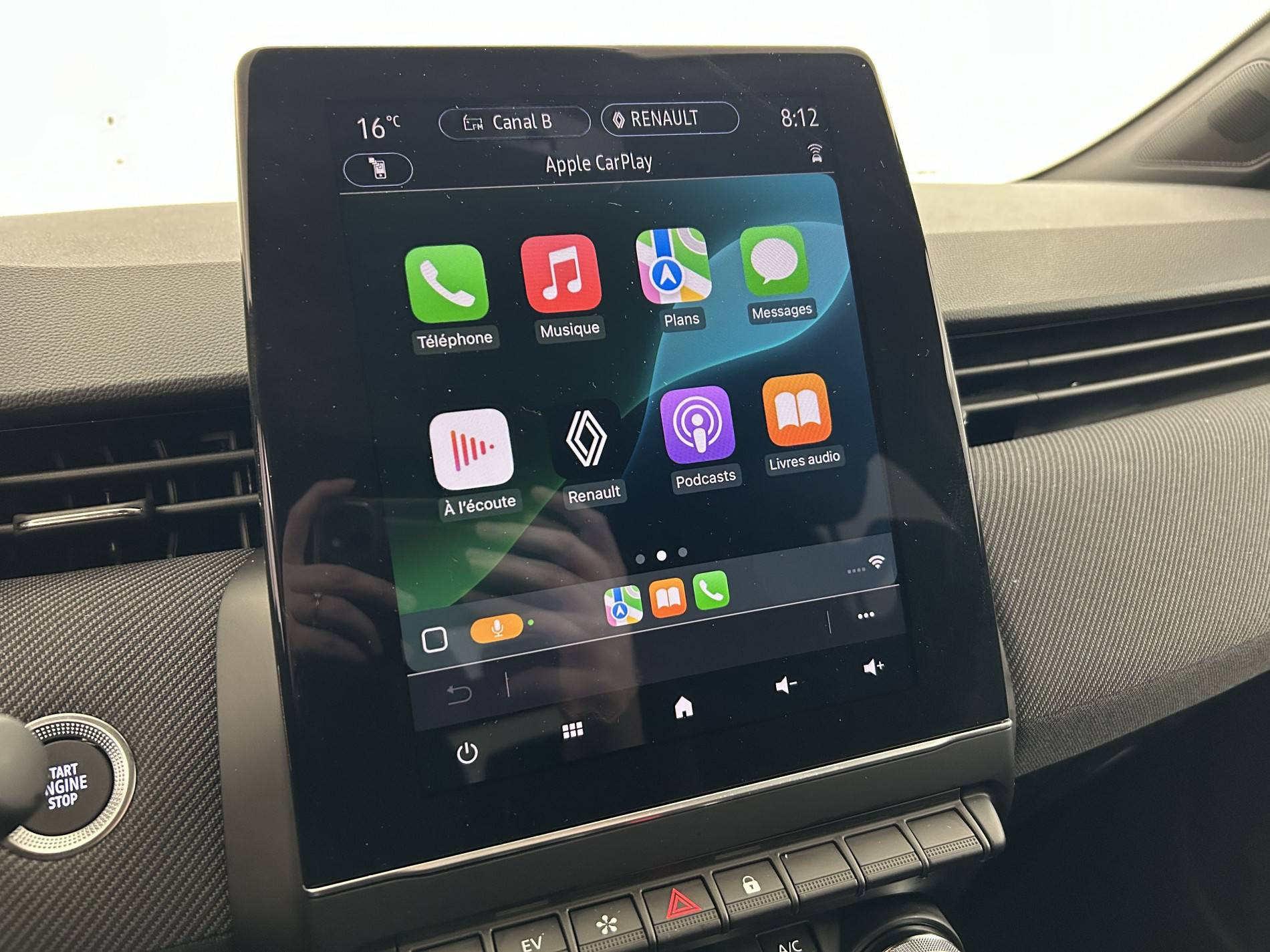 Vente en ligne Renault Clio 5 Clio E-Tech full hybrid 145 au prix de 21 500 €