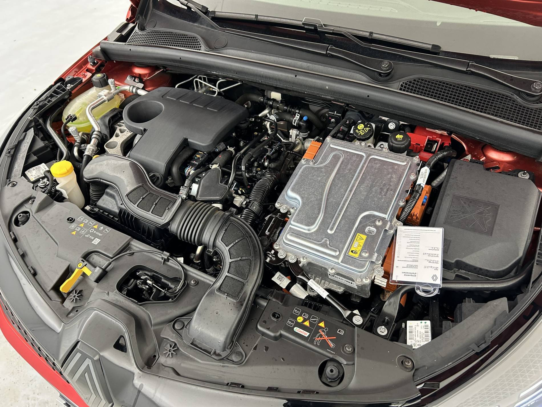 Vente en ligne Renault Clio 5 Clio E-Tech full hybrid 145 au prix de 21 500 €