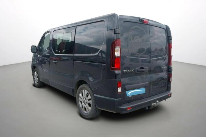 Vente en ligne Renault Trafic Cabine Approfondie TRAFIC CA L1H1 3000 KG BLUE DCI 150 EDC au prix de 27 000 €
