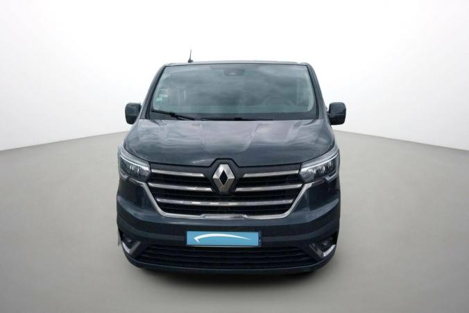 Vente en ligne Renault Trafic Cabine Approfondie TRAFIC CA L1H1 3000 KG BLUE DCI 150 EDC au prix de 27 000 €