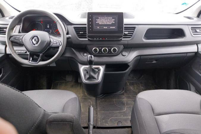 Vente en ligne Renault Trafic Cabine Approfondie TRAFIC CA L1H1 3000 KG BLUE DCI 150 EDC au prix de 27 000 €