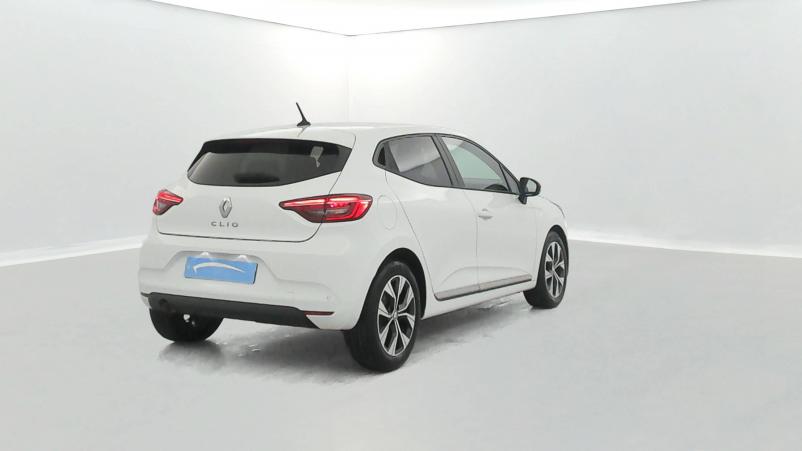 Vente en ligne Renault Clio 5 Clio TCe 90 au prix de 15 600 €