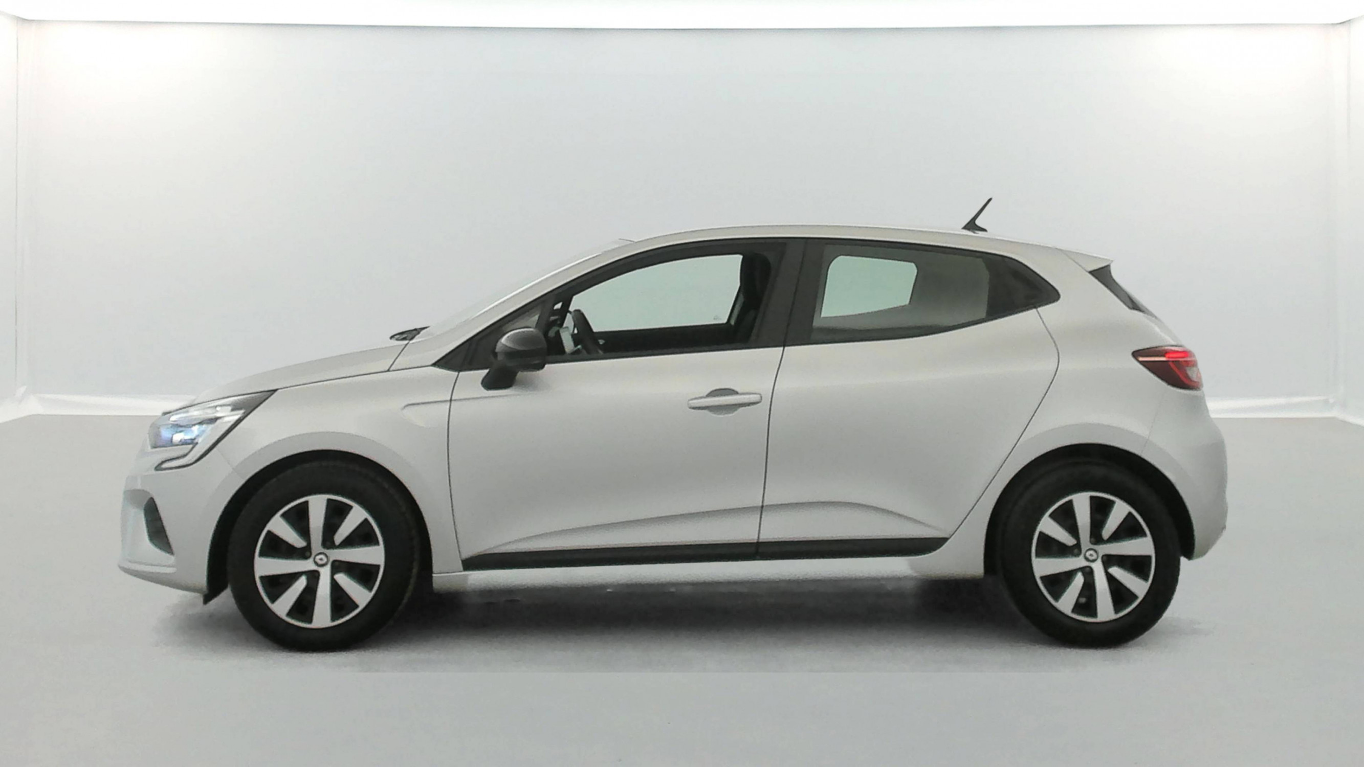 Vente en ligne Renault Clio 5 Clio TCe 90 au prix de 13 900 €