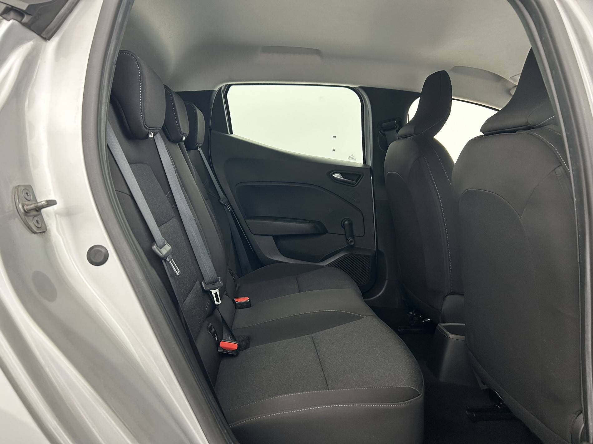 Vente en ligne Renault Clio 5 Clio TCe 90 au prix de 13 900 €