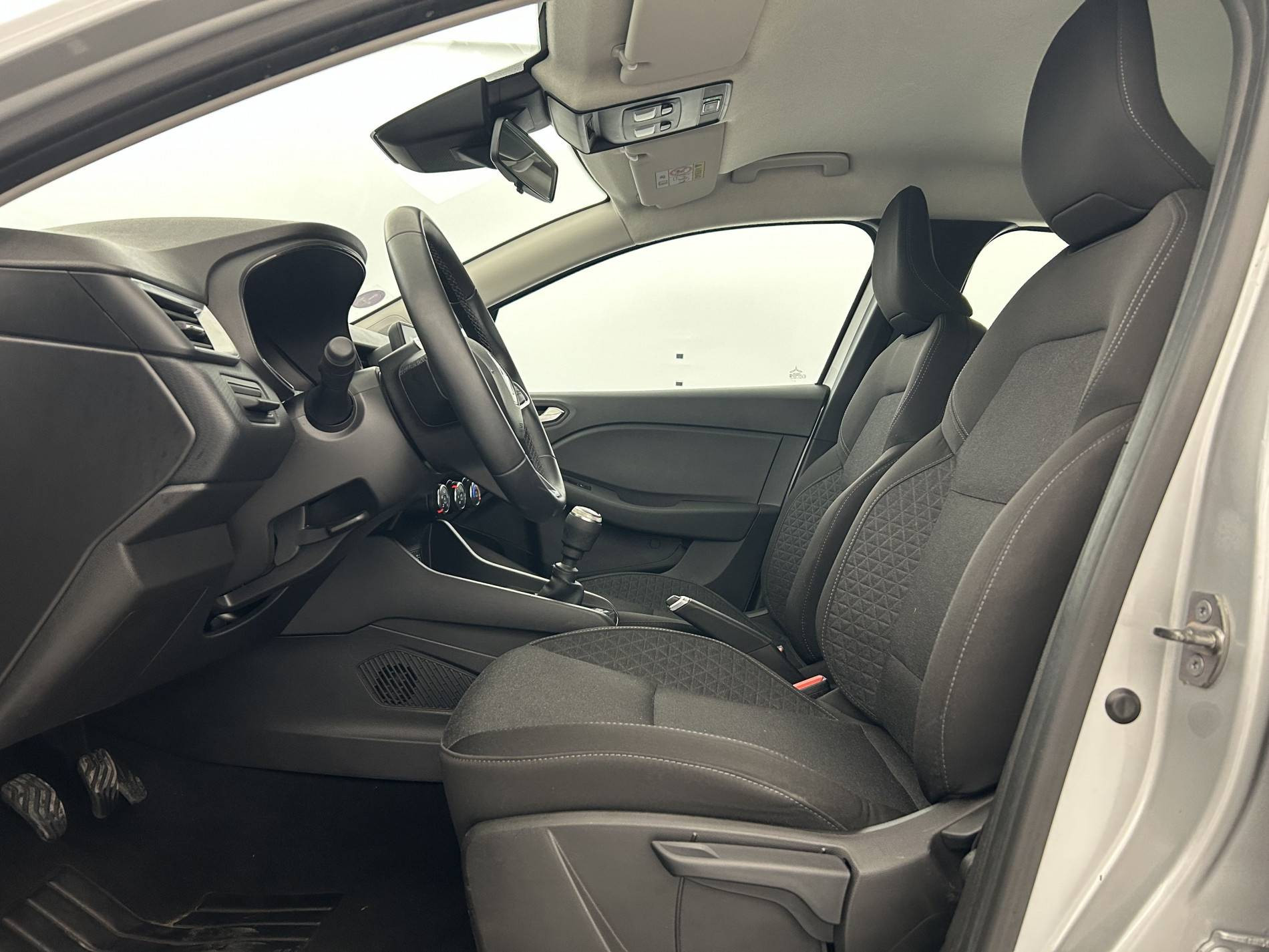 Vente en ligne Renault Clio 5 Clio TCe 90 au prix de 13 900 €