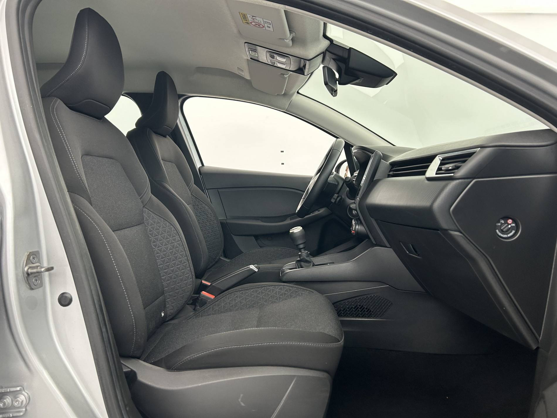 Vente en ligne Renault Clio 5 Clio TCe 90 au prix de 13 900 €