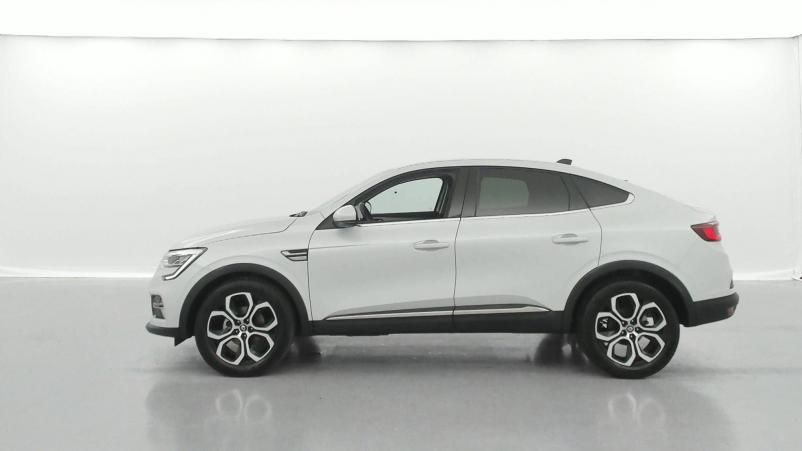 Vente en ligne Renault Arkana  TCe 140 EDC FAP - 21B au prix de 23 500 €