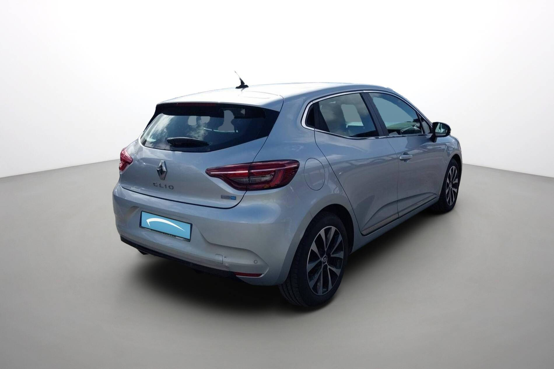 Vente en ligne Renault Clio 5 Clio E-Tech 140 - 21N au prix de 16 500 €