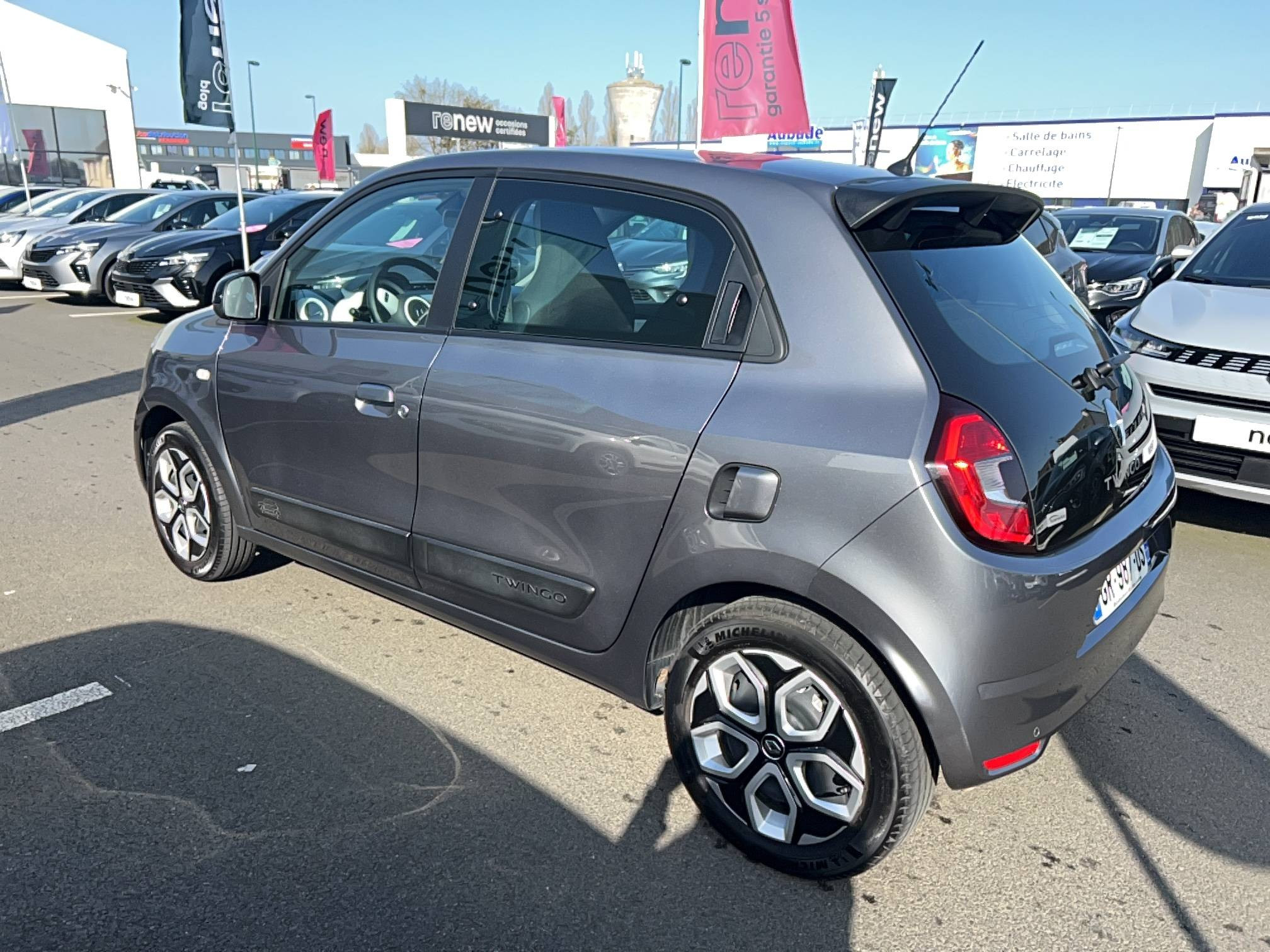 Vente en ligne Renault Twingo 3  SCe 65 au prix de 12 800 €