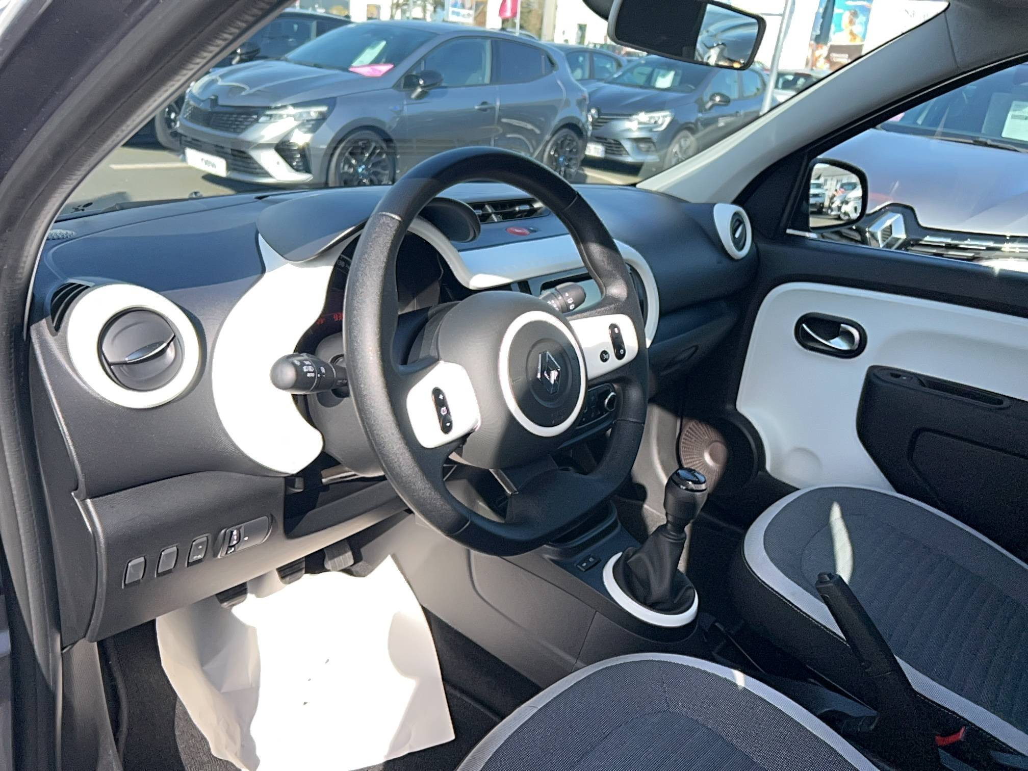 Vente en ligne Renault Twingo 3  SCe 65 au prix de 12 800 €