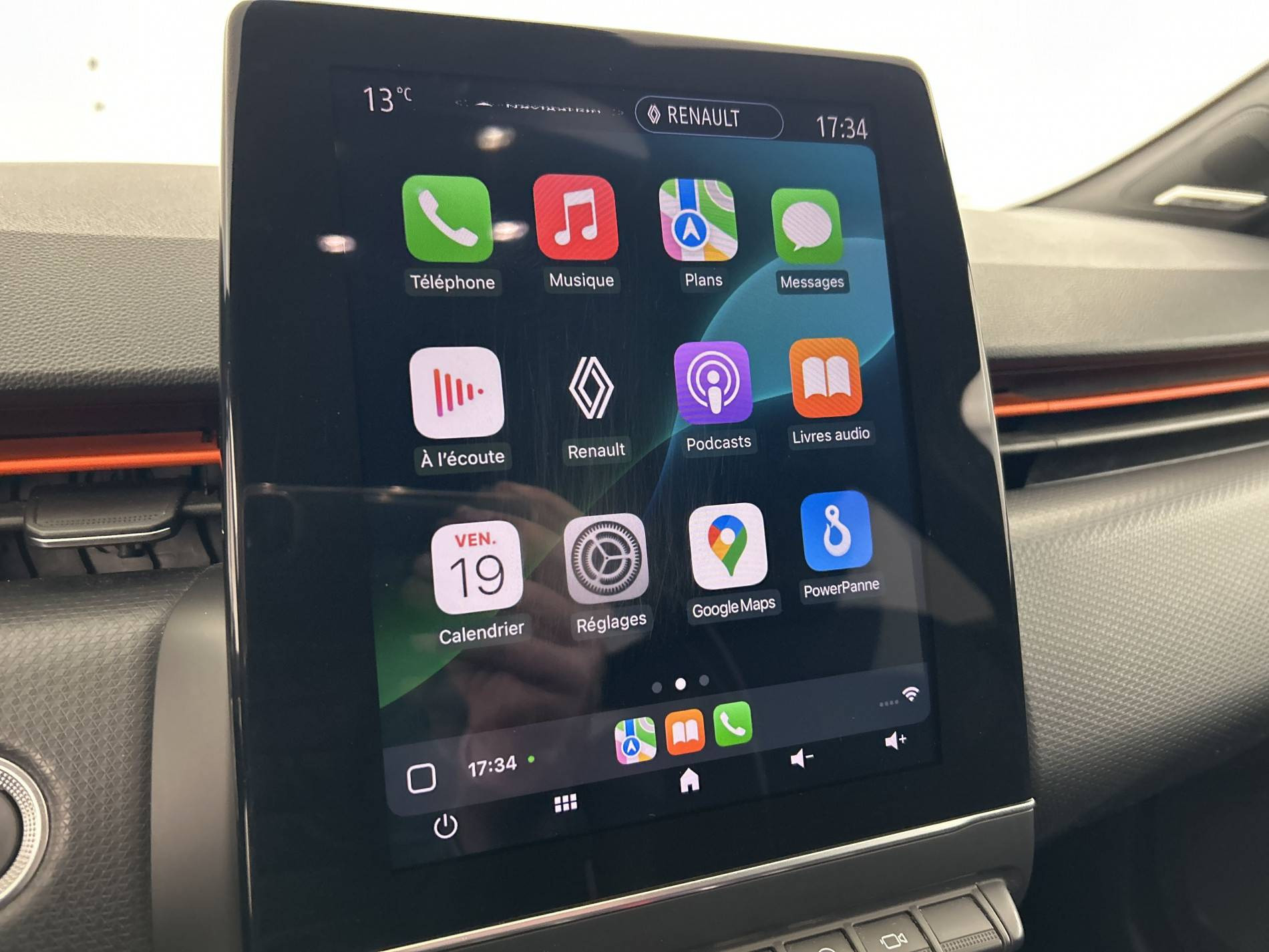 Vente en ligne Renault Clio 5 Clio E-Tech 140 au prix de 16 300 €