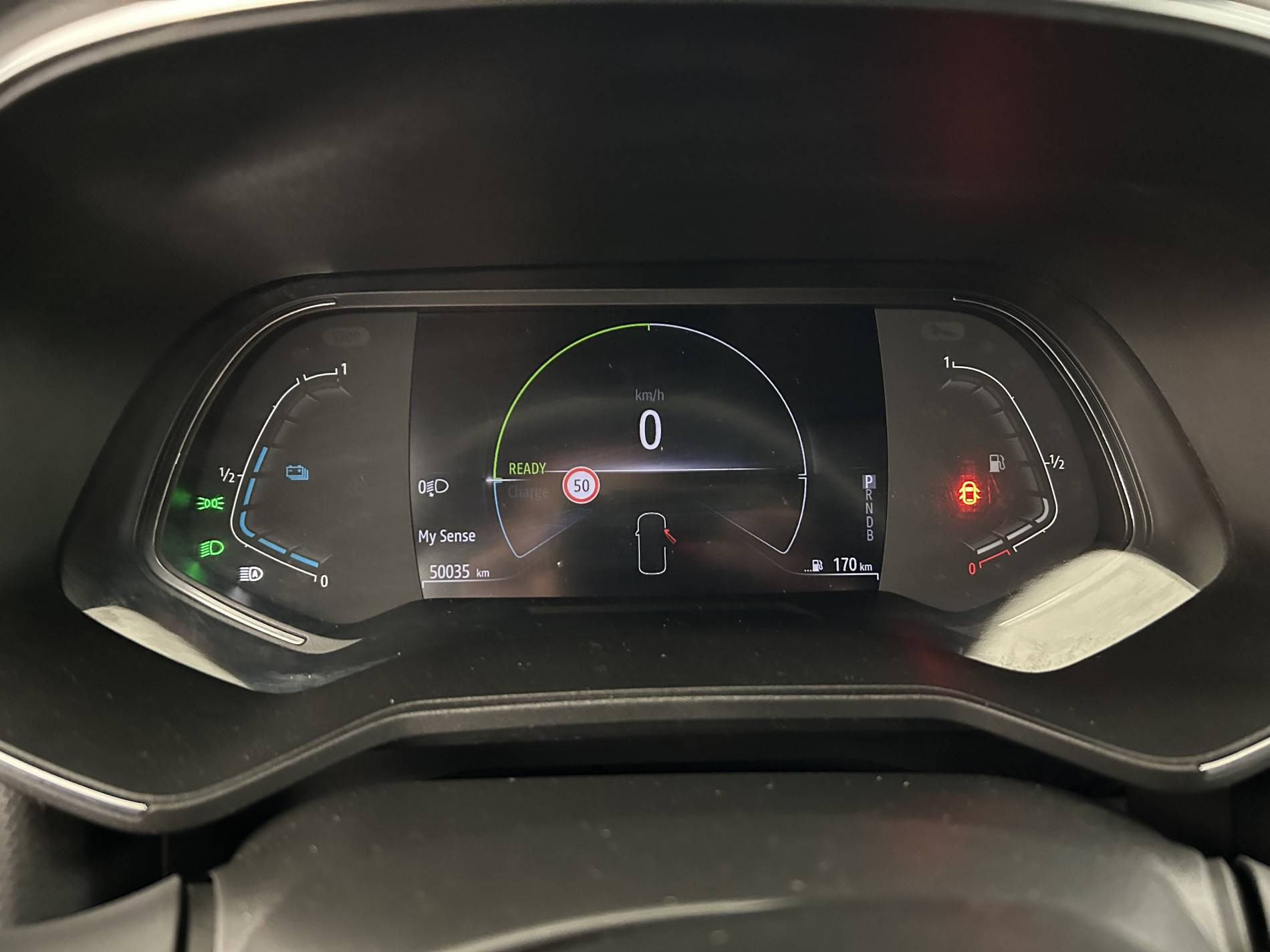 Vente en ligne Renault Clio 5 Clio E-Tech 140 au prix de 16 300 €