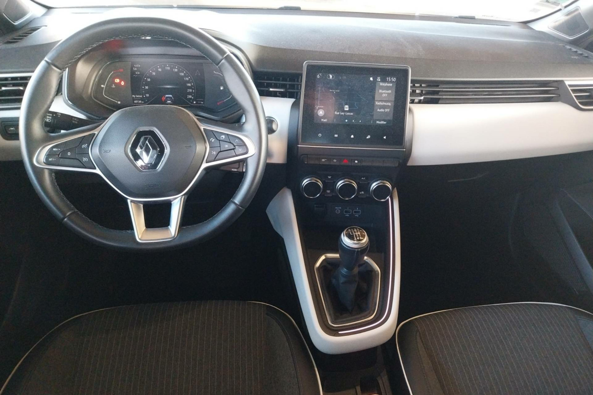 Vente en ligne Renault Clio 5 Clio TCe 90 - 21N au prix de 14 100 €