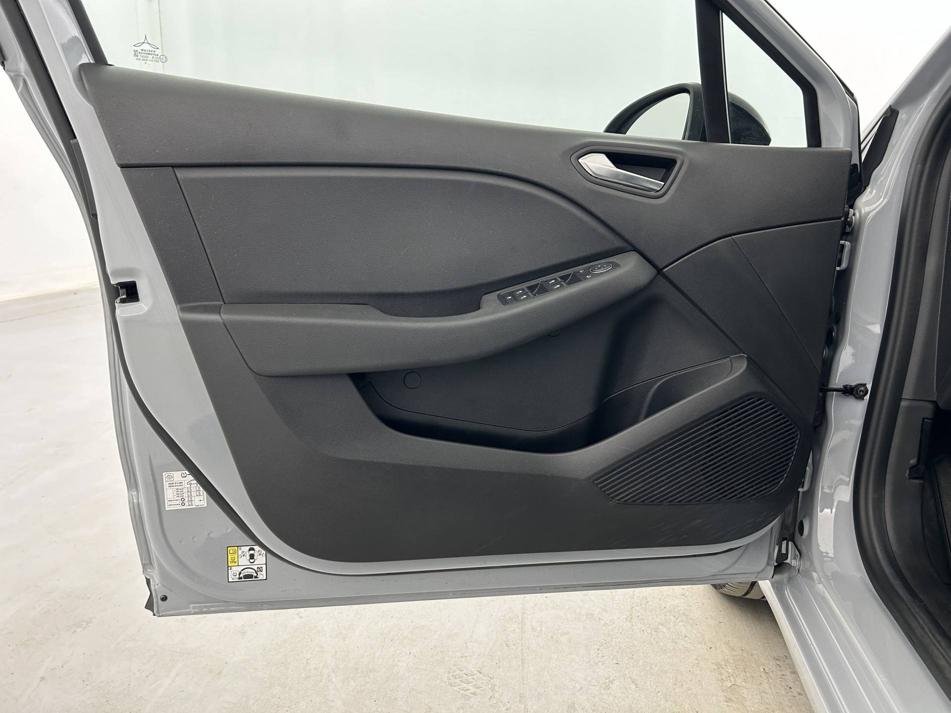 Vente en ligne Renault Clio 5 Clio TCe 90 au prix de 15 800 €