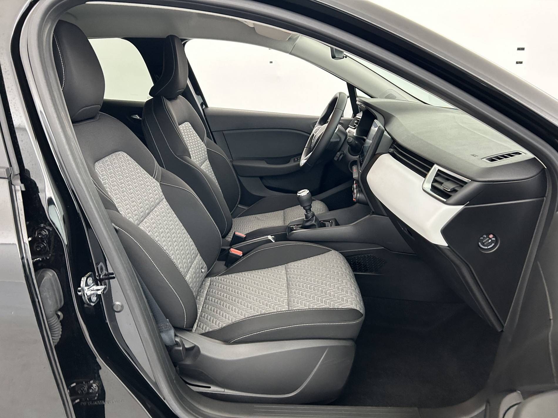 Vente en ligne Renault Clio 5 Clio TCe 90 au prix de 14 250 €