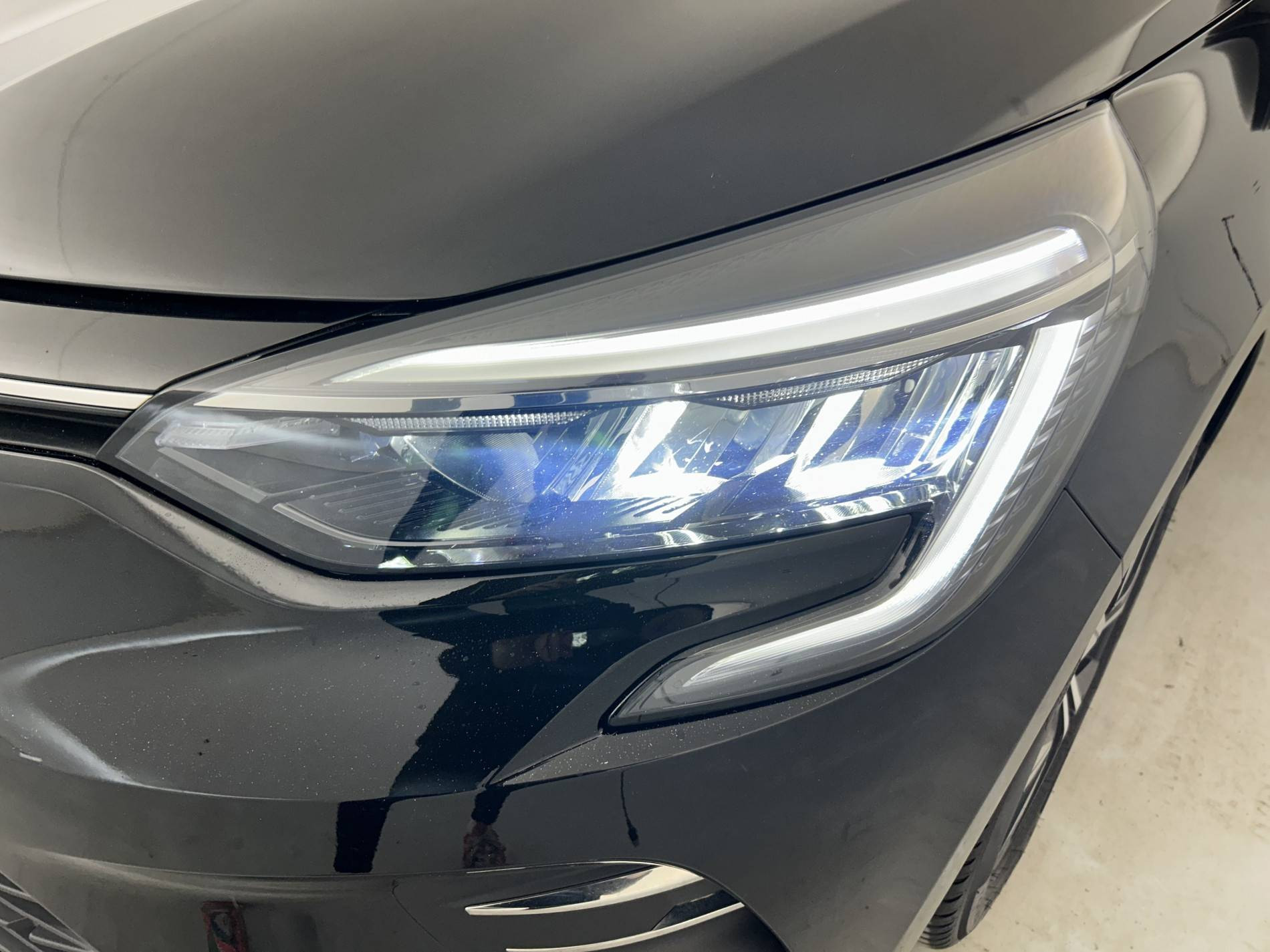 Vente en ligne Renault Clio 5 Clio TCe 90 au prix de 14 250 €