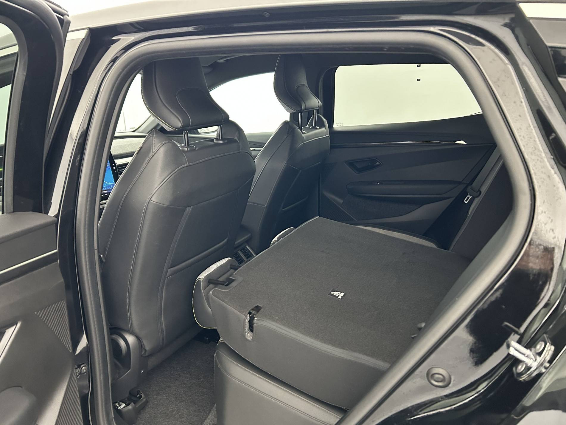 Vente en ligne Renault Megane E-Tech  EV60 220 ch super charge au prix de 23 000 €