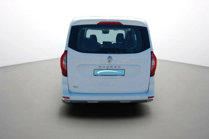 Vente en ligne Renault Kangoo  Blue dCi 95 au prix de 22 900 €