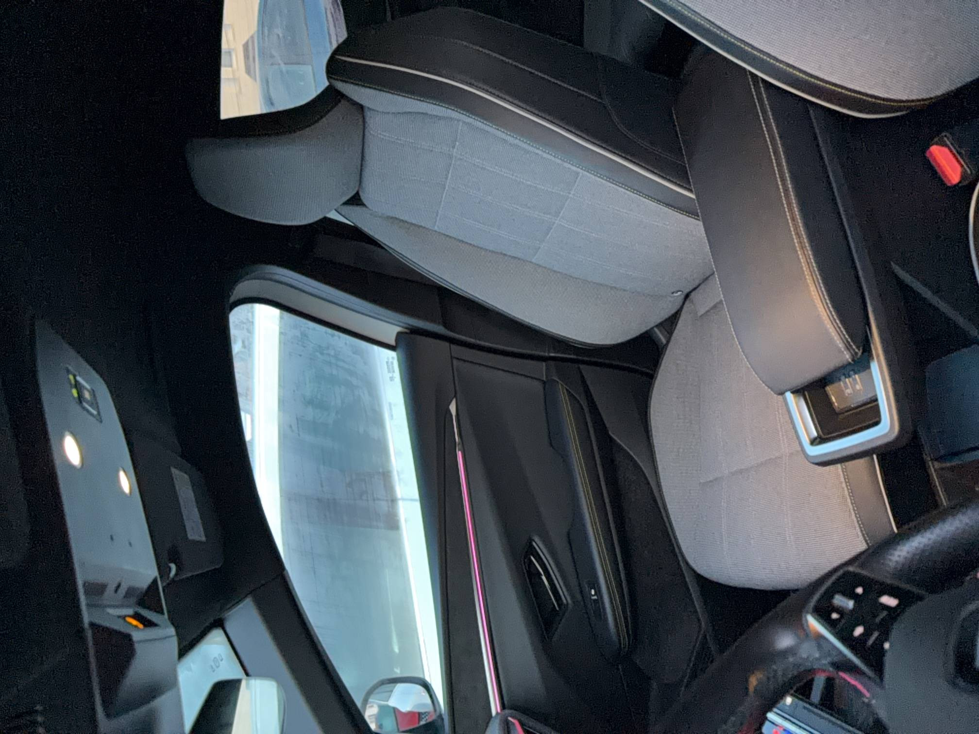 Vente en ligne Renault Megane E-Tech  EV60 220 ch super charge au prix de 23 500 €