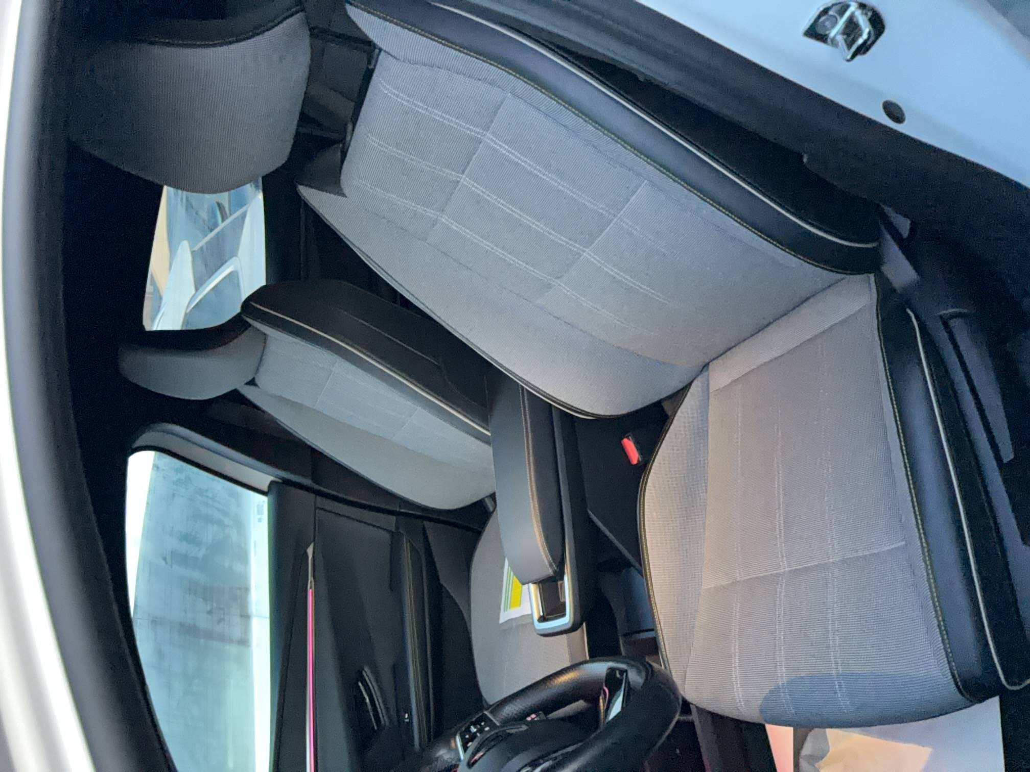 Vente en ligne Renault Megane E-Tech  EV60 220 ch super charge au prix de 23 500 €