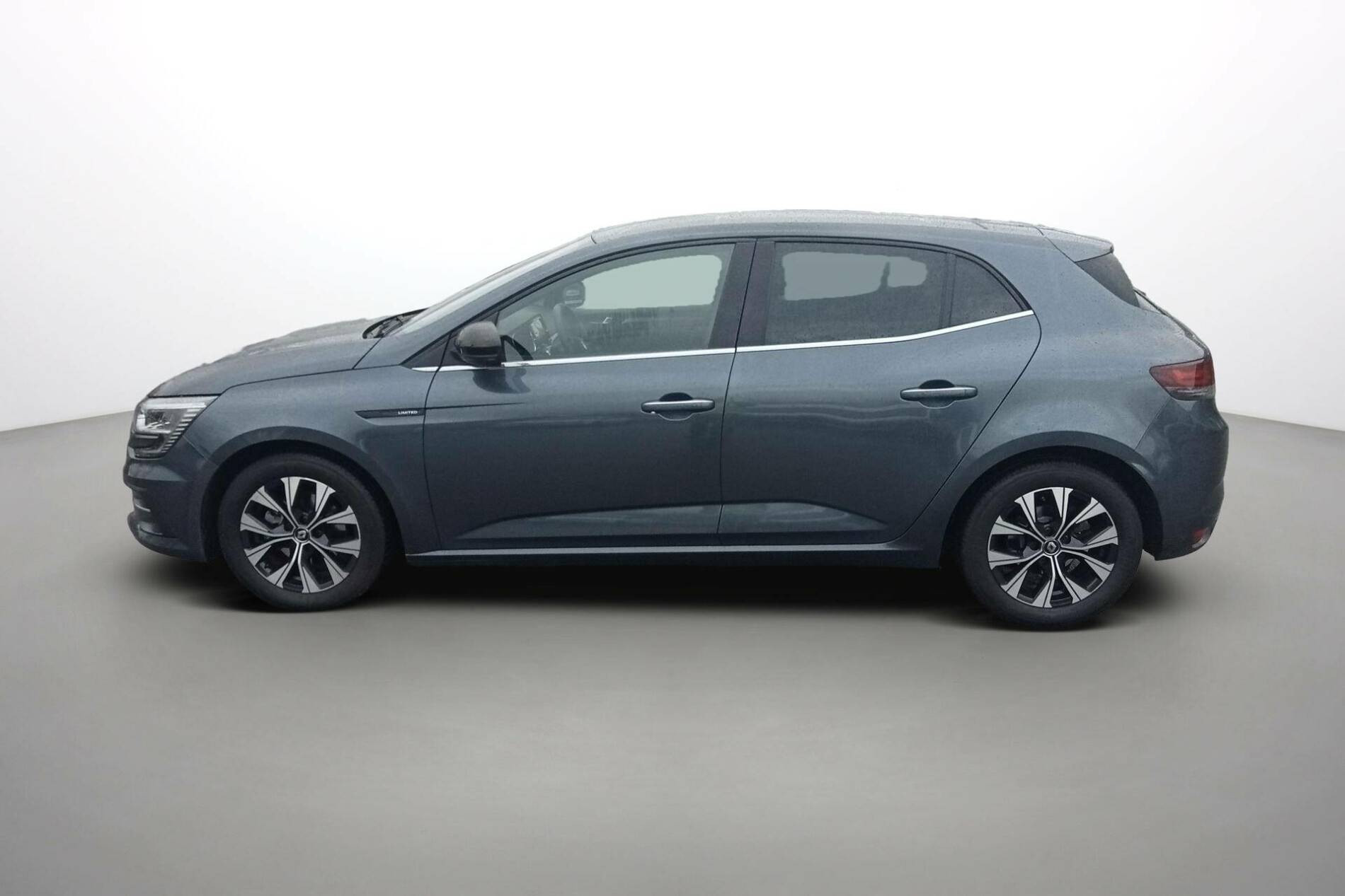 Vente en ligne Renault Megane 4 Mégane IV Berline Blue dCi 115 au prix de 17 500 €
