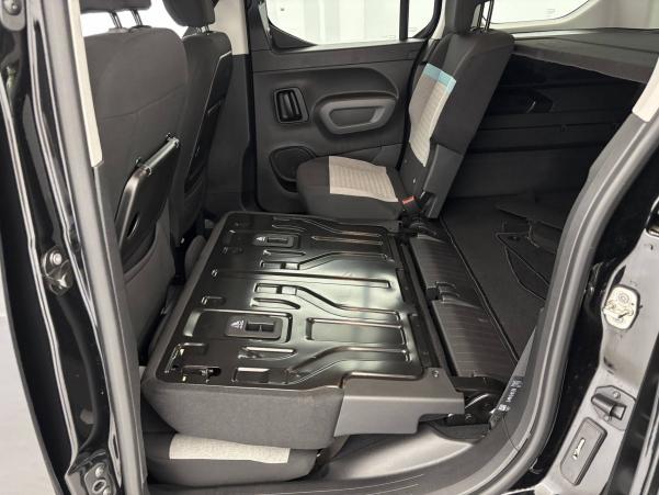 Vente en ligne Citroën Berlingo  Taille M BlueHDi 130 S&S BVM6 au prix de 20 990 €