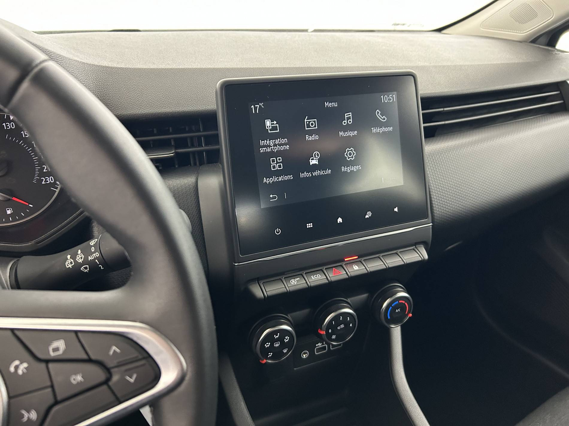 Vente en ligne Renault Clio 5 Clio TCe 90 au prix de 14 350 €