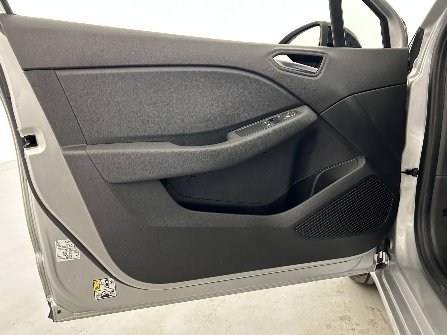 Vente en ligne Renault Clio 5 Clio TCe 90 au prix de 14 350 €