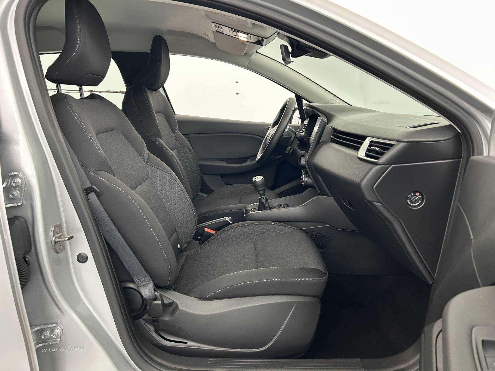 Vente en ligne Renault Clio 5 Clio TCe 90 au prix de 14 350 €