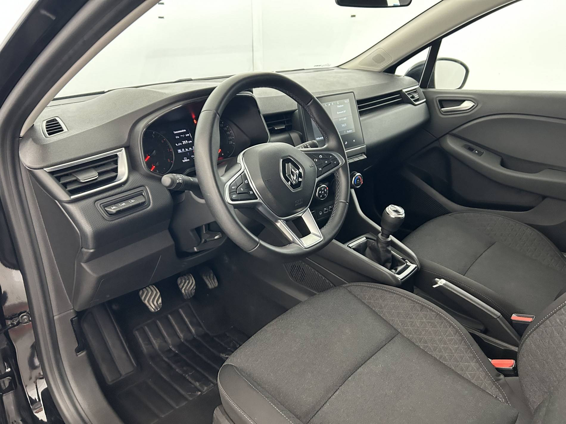 Vente en ligne Renault Clio 5 Clio TCe 90 au prix de 14 990 €