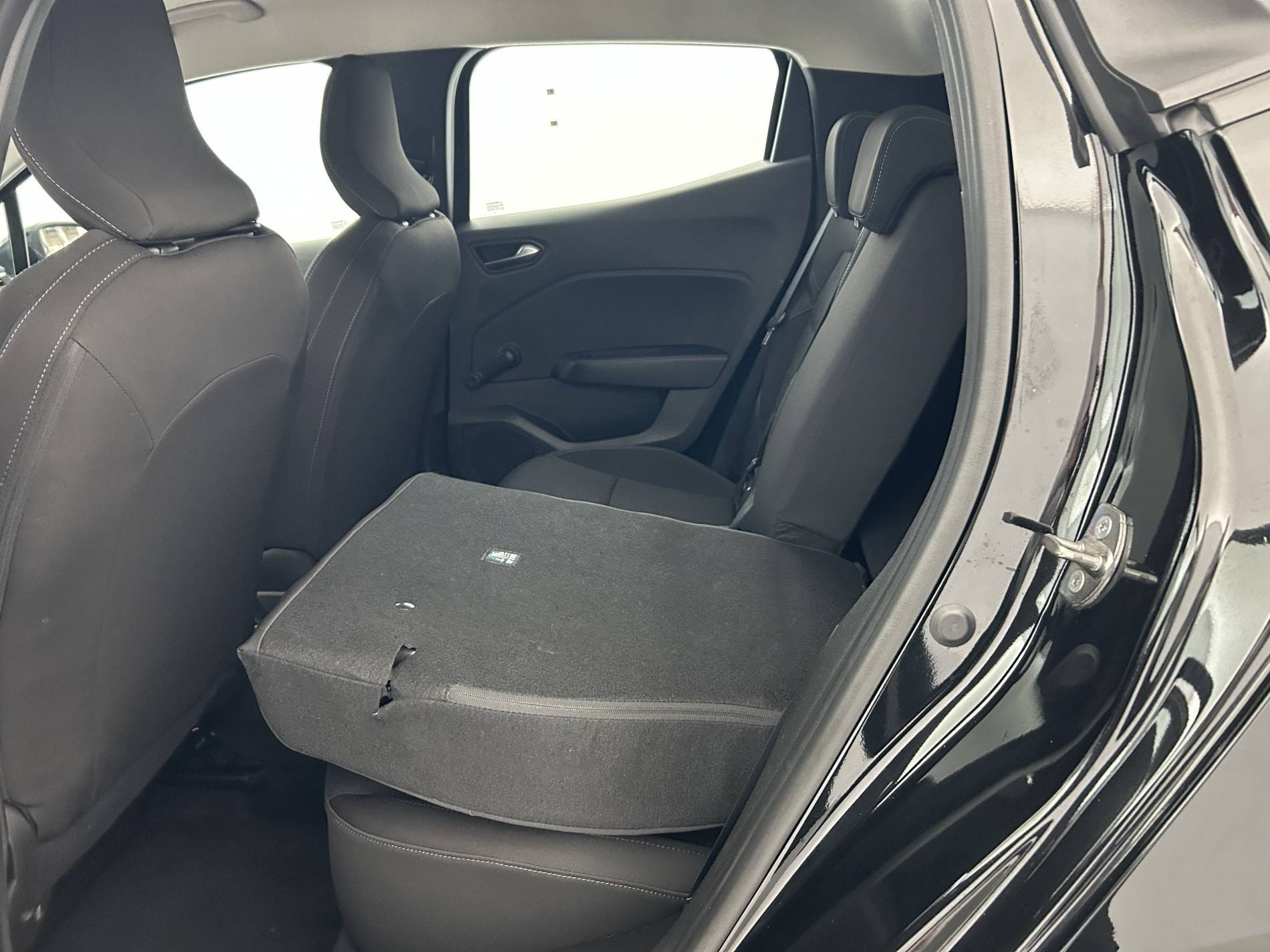 Vente en ligne Renault Clio 5 Clio TCe 90 au prix de 14 990 €