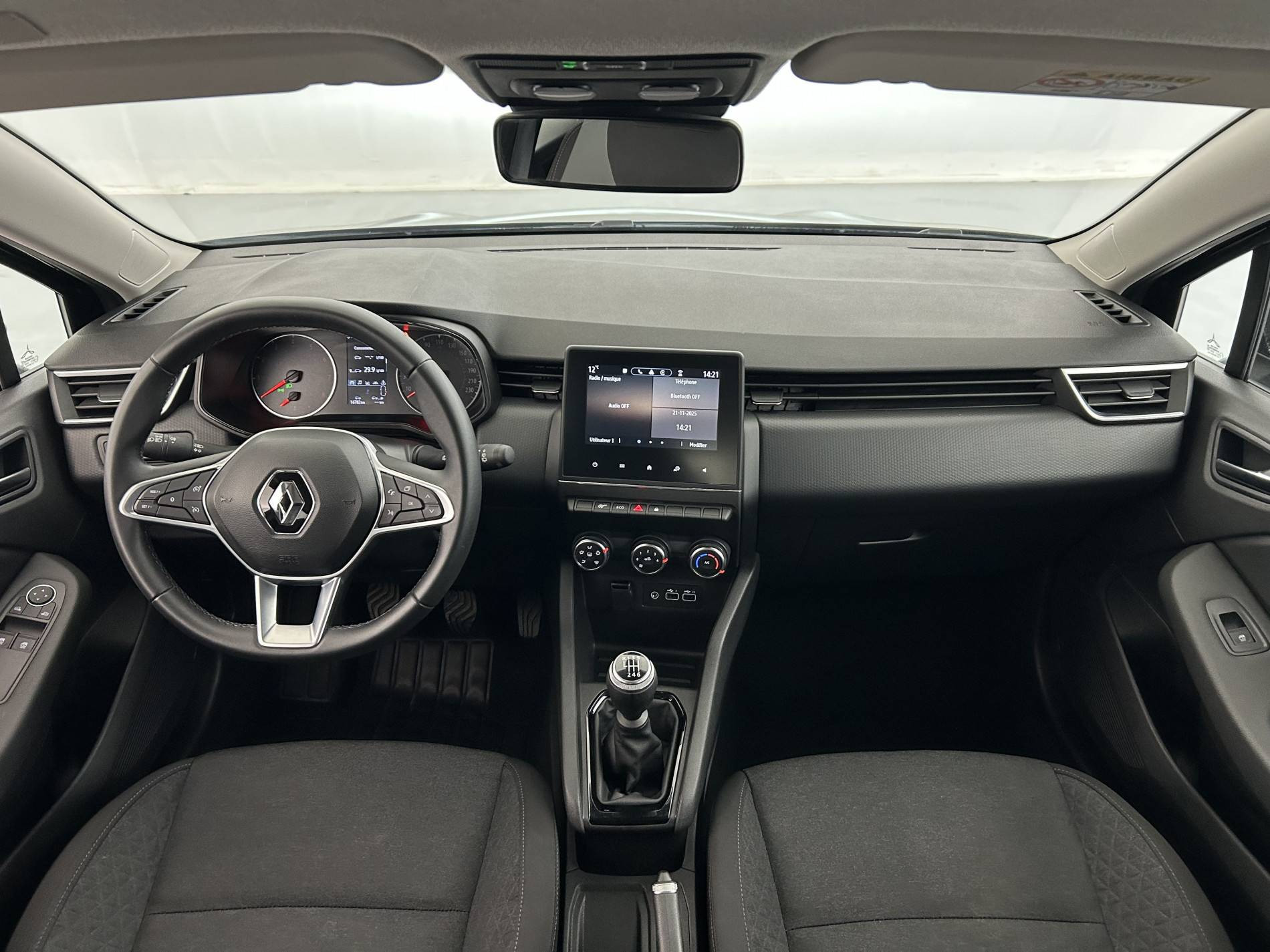 Vente en ligne Renault Clio 5 Clio TCe 90 au prix de 14 990 €