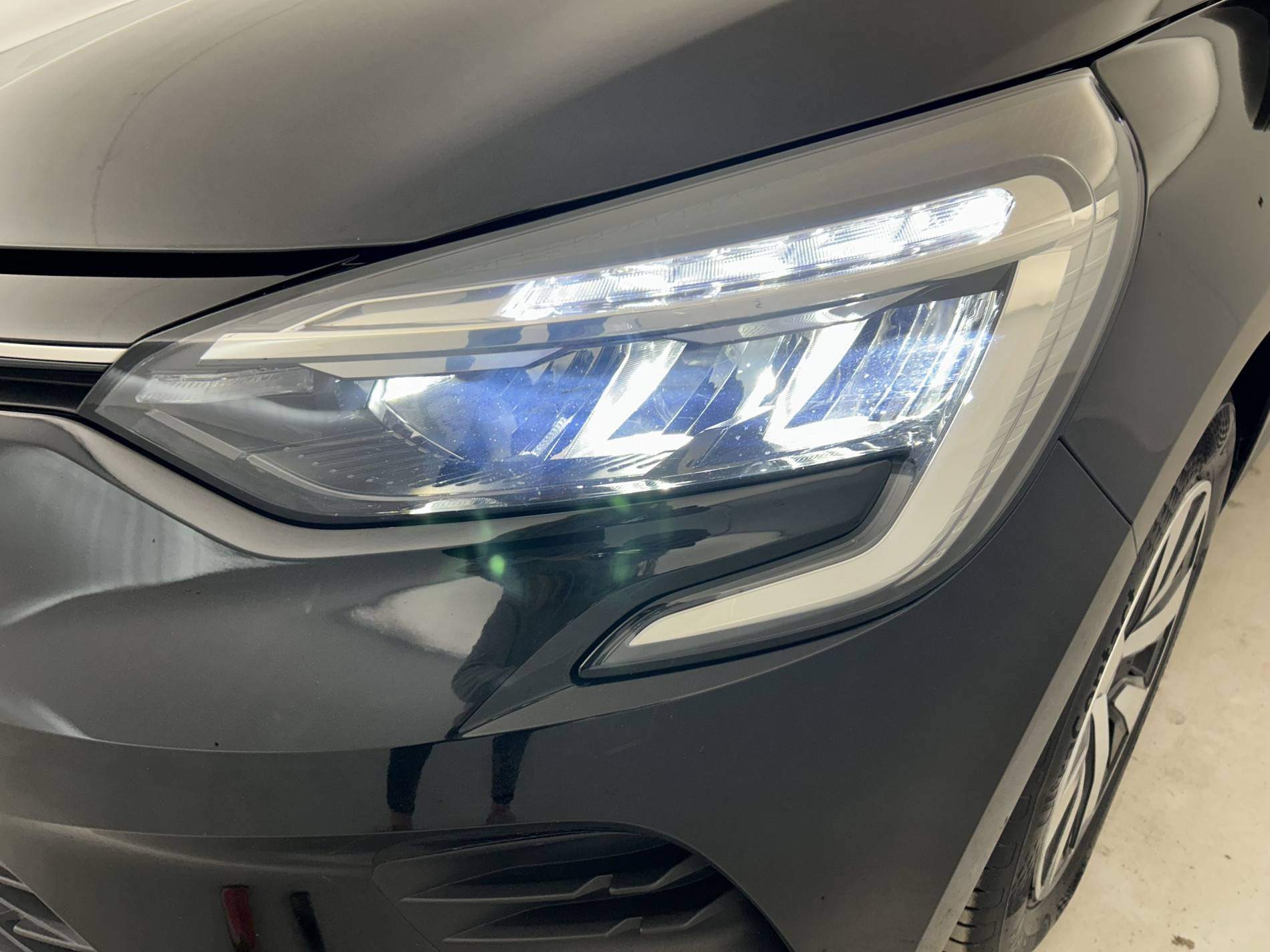 Vente en ligne Renault Clio 5 Clio TCe 90 au prix de 14 990 €