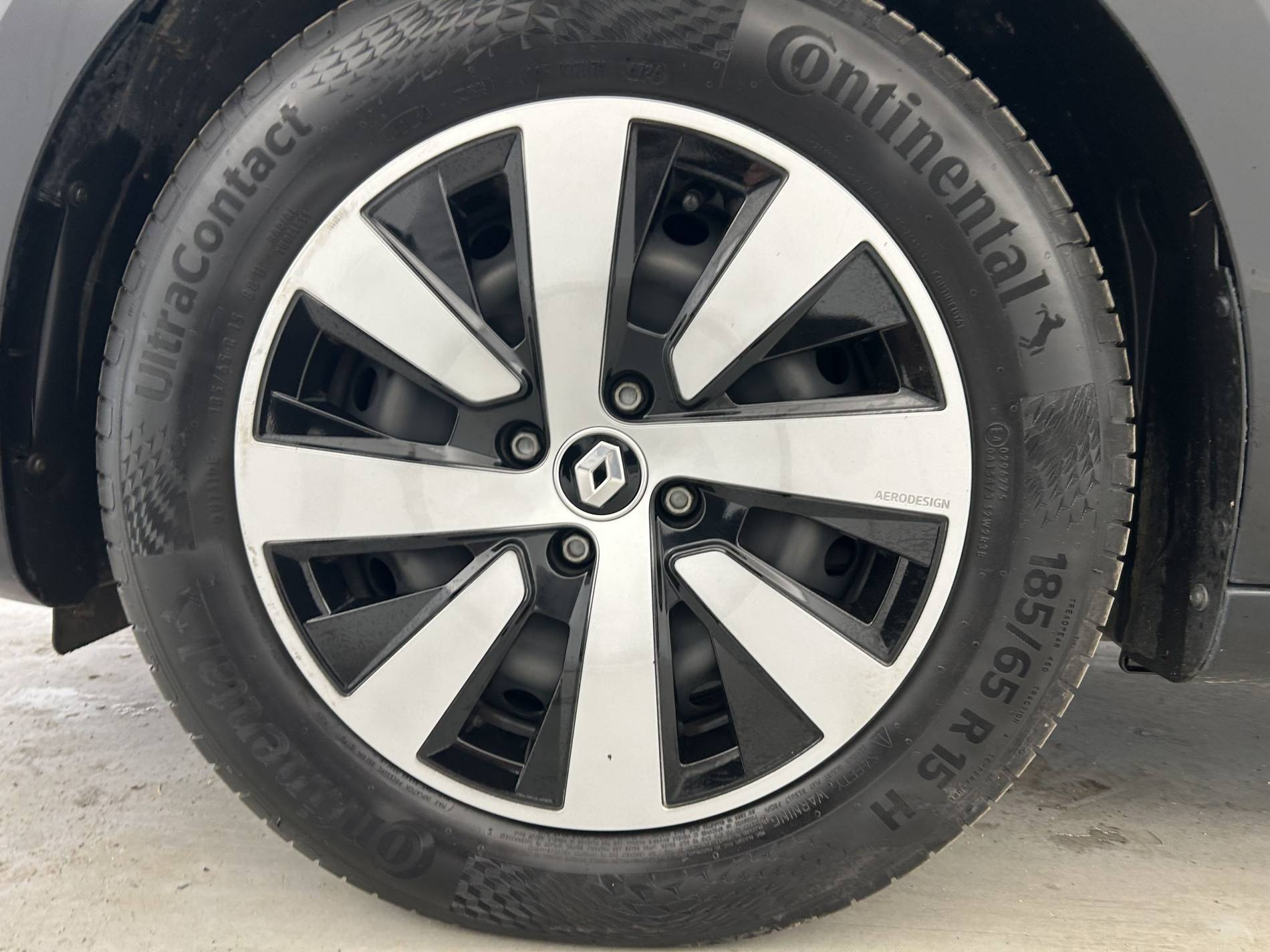 Vente en ligne Renault Clio 5 Clio TCe 90 au prix de 14 990 €