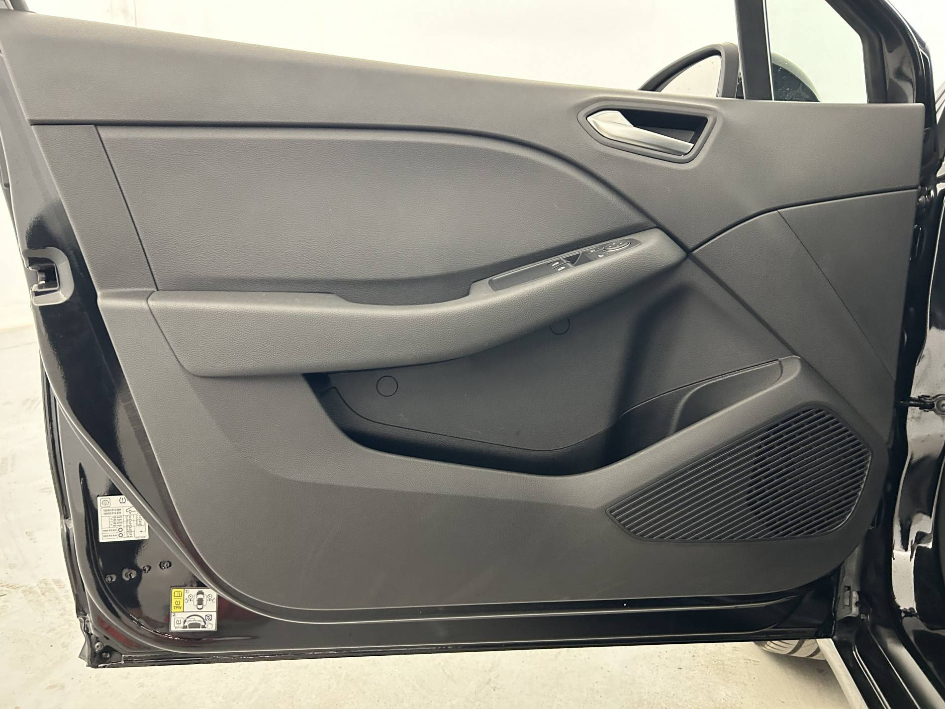 Vente en ligne Renault Clio 5 Clio TCe 90 au prix de 14 990 €