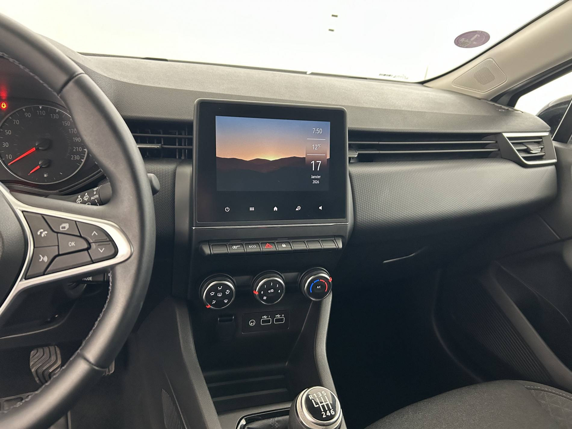 Vente en ligne Renault Clio 5 Clio TCe 90 au prix de 14 100 €